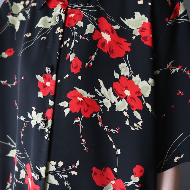 beautiful flower pattern and good button design h/s shirt