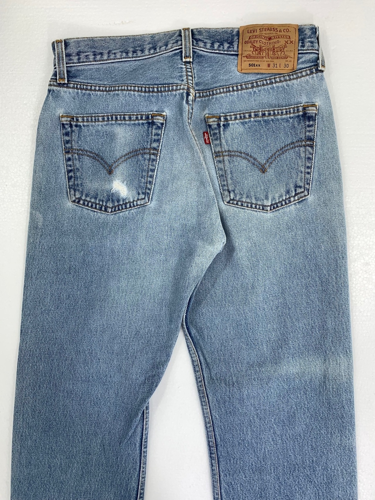 M-264  リーバイス501 レギュラー古着2000年MEXICO製  W76cm 股下67cm