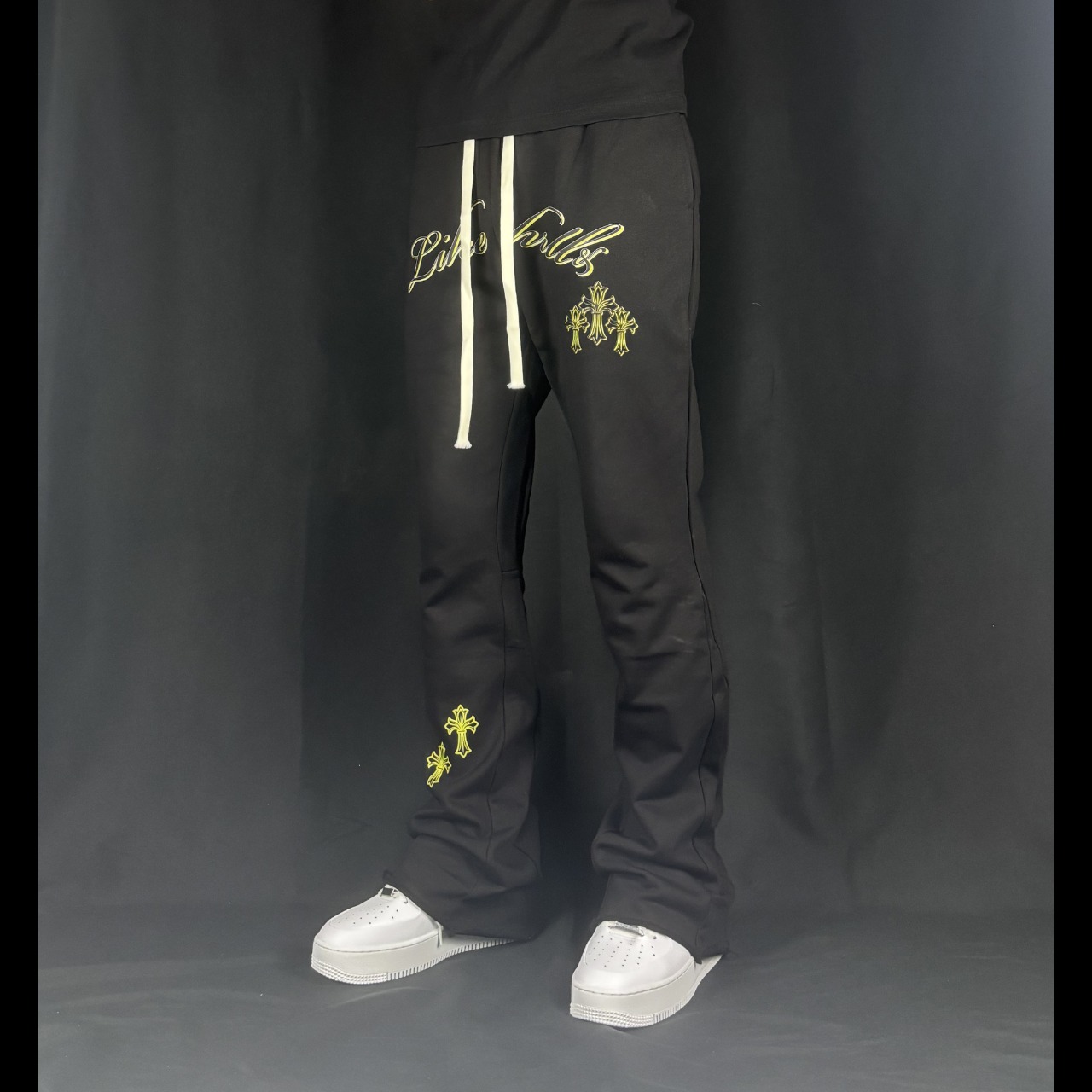ERDOLADO brand logo yellow sweat flare pants - 17
