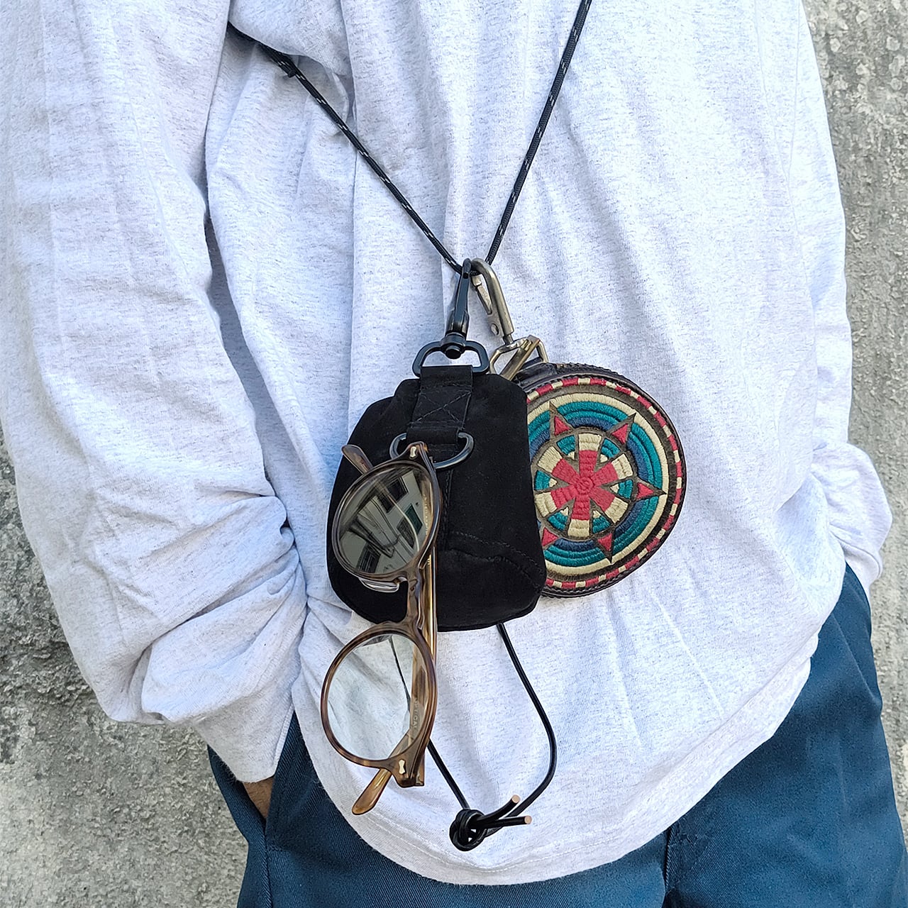 再入荷】ヌバックレザーミニ巾着 オールブラック オールレザー キー