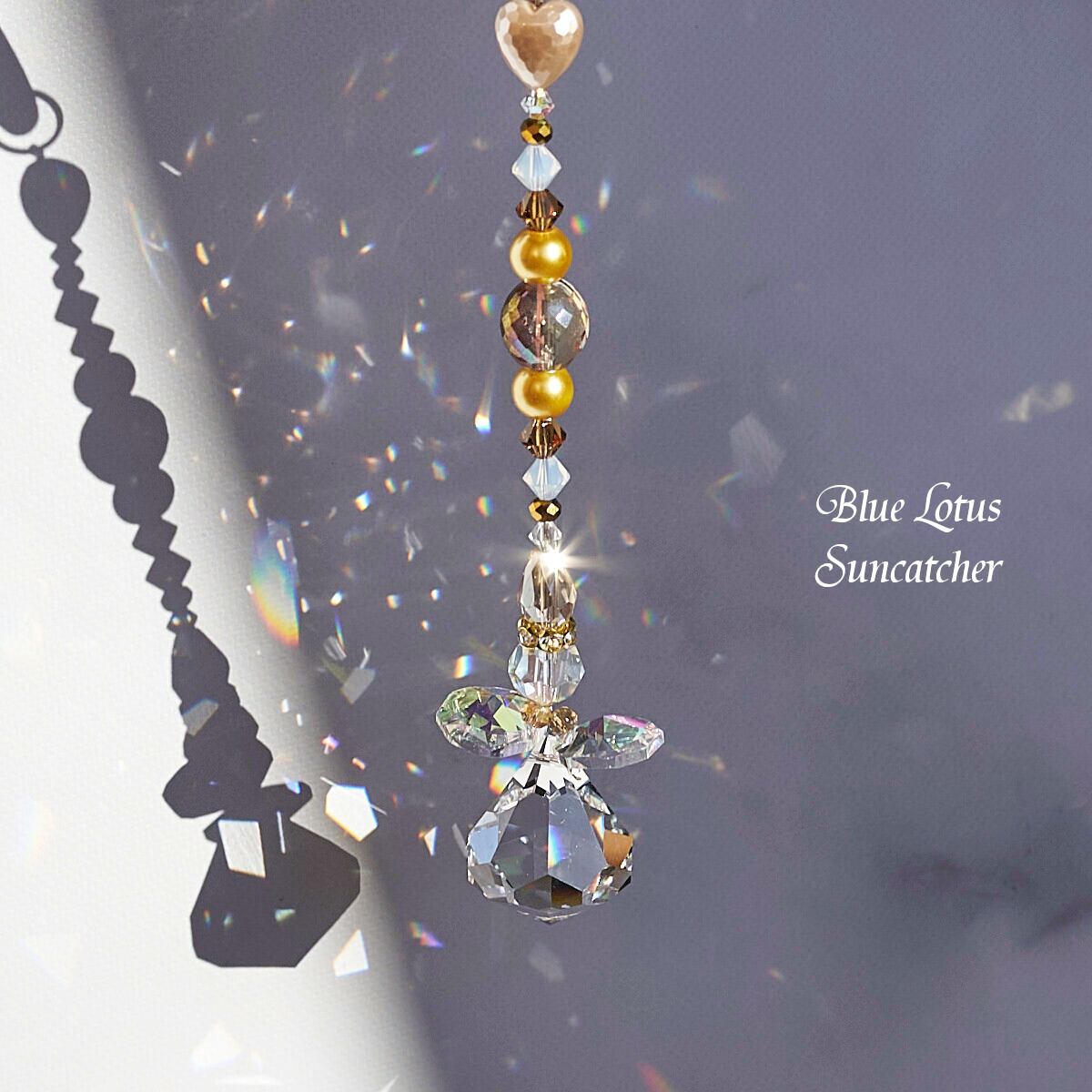 ピンク系】天使のサンキャッチャー＊蝶モチーフ／癒しと安らぎ