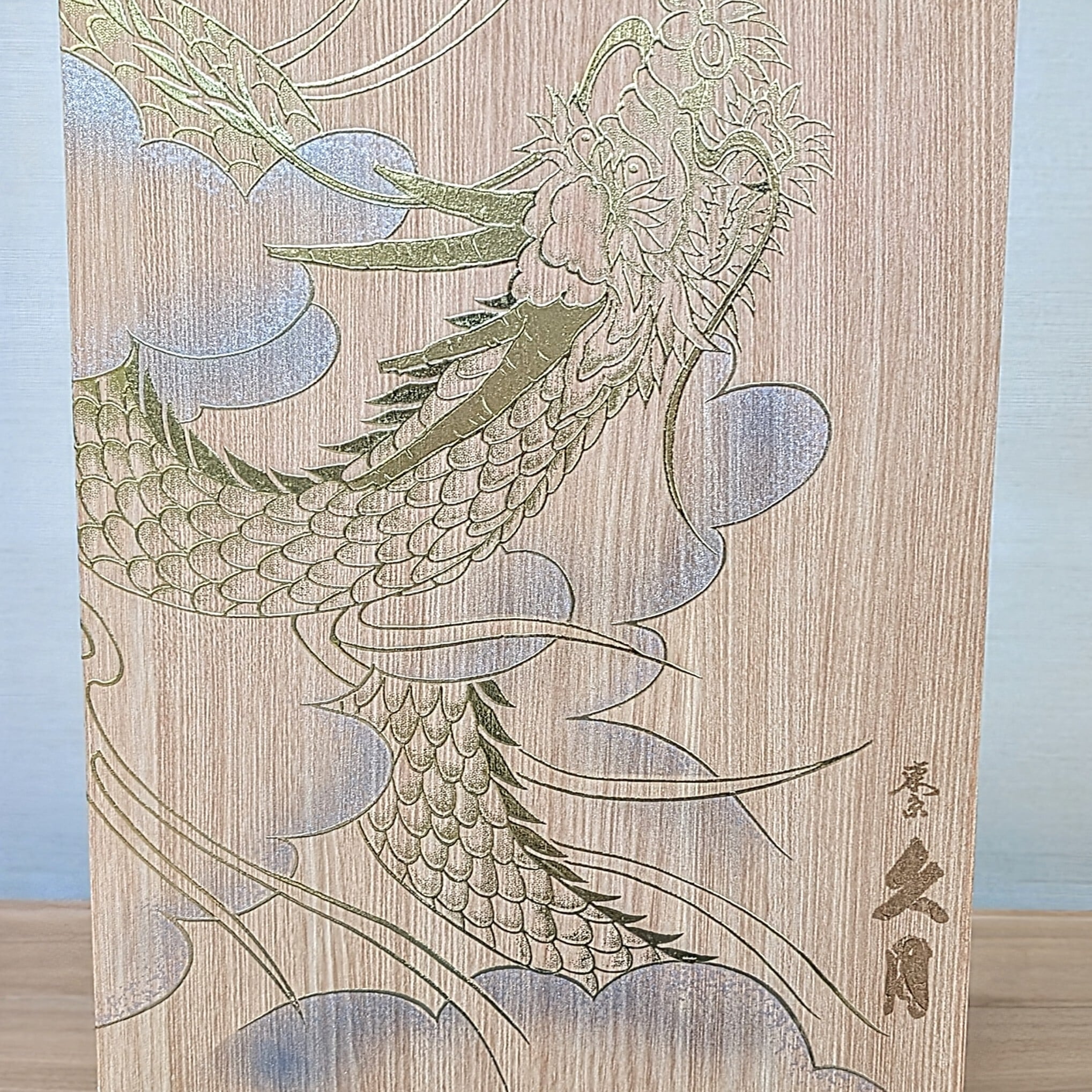 久月 兜飾り 加藤峻厳作 | 人形の大泉