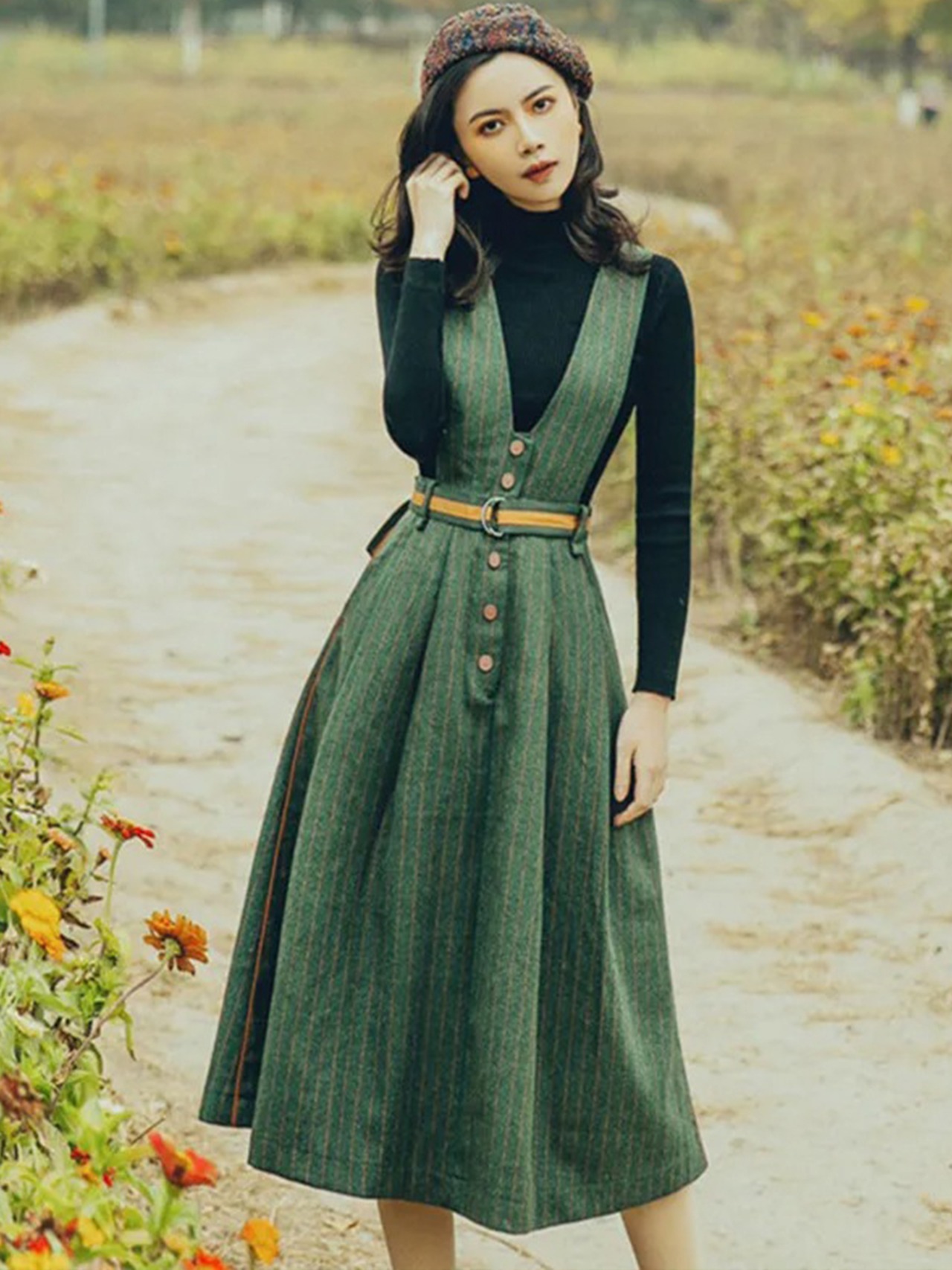 【0228】Elegant Black Green Long Sleeve 2 Piece Set