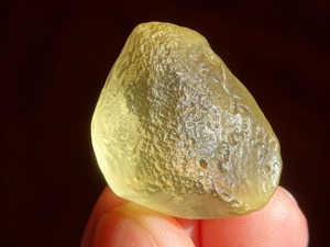 リビアングラス ~Cosmic Yellow. 宇宙のしずく~