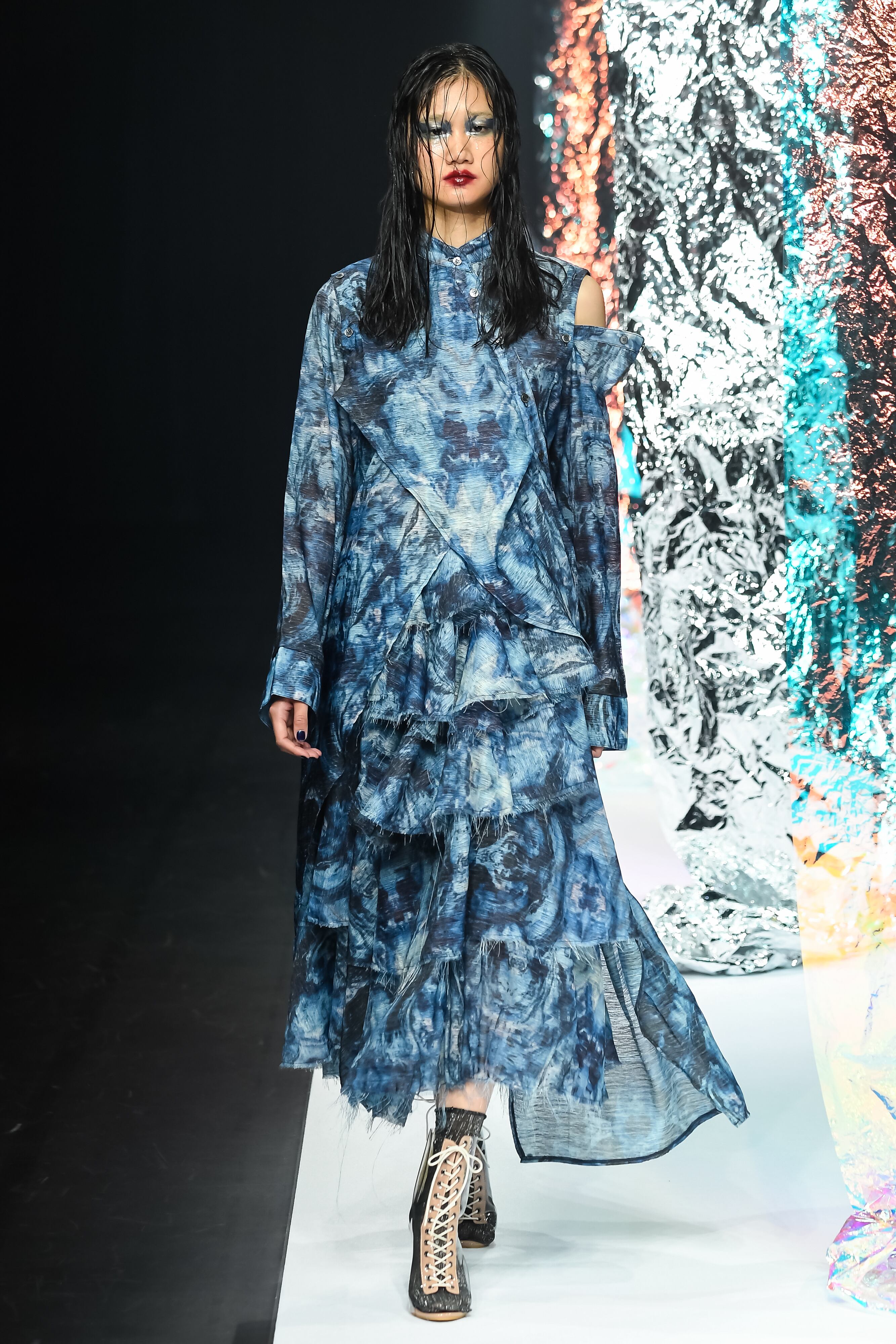 ASYMMETRIC FLARE SHIRT DRESS