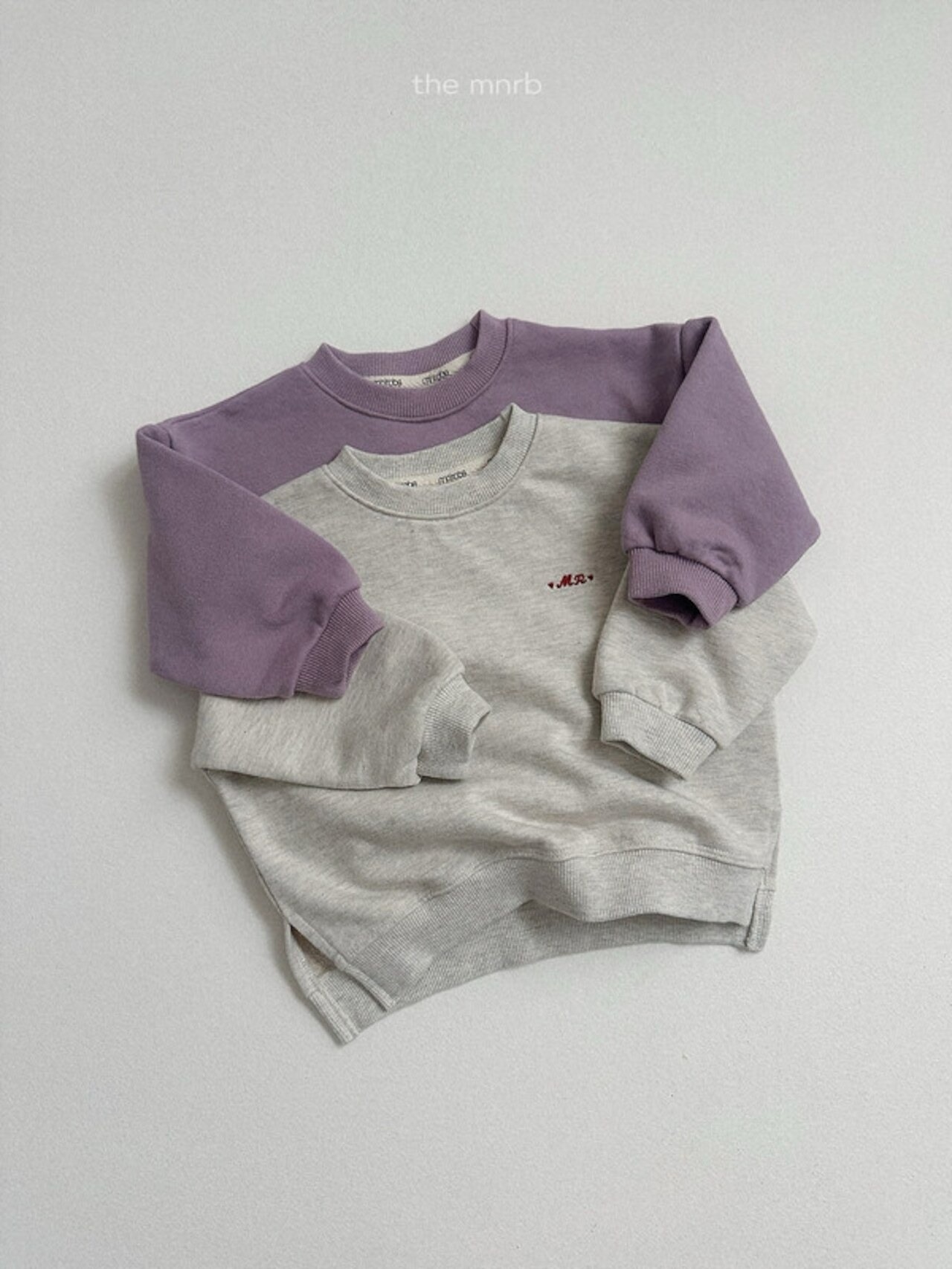 韓国子供服 / minirobe / 26Autumn / アシンメトリースウェットTシャツ / 秋服 *S~XL*