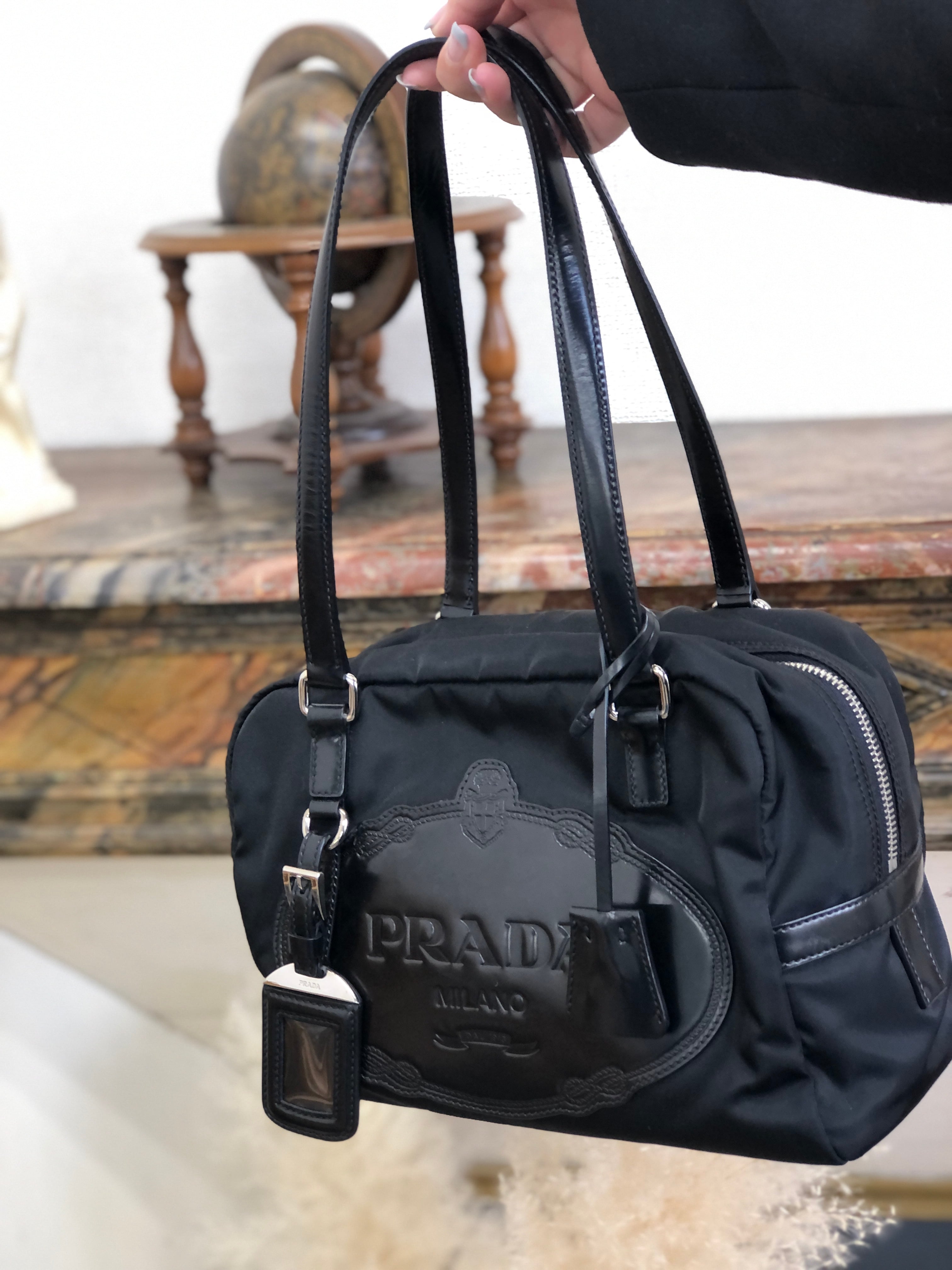 美品☆PRADA プラダ スクエア型 ミニボストン ハンドバッグ レザー 型押し○配送