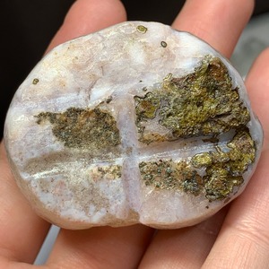 2.シトリンクラスター・ハリネズミ