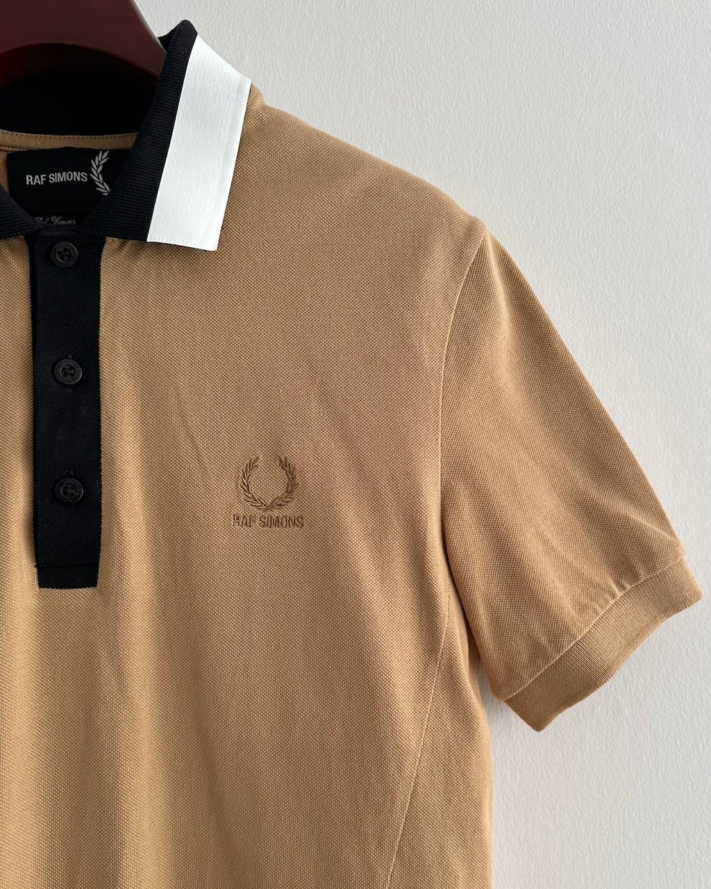 FRED PERRY×RAF SIMONS TAPED COLLAR POLO | dear closet