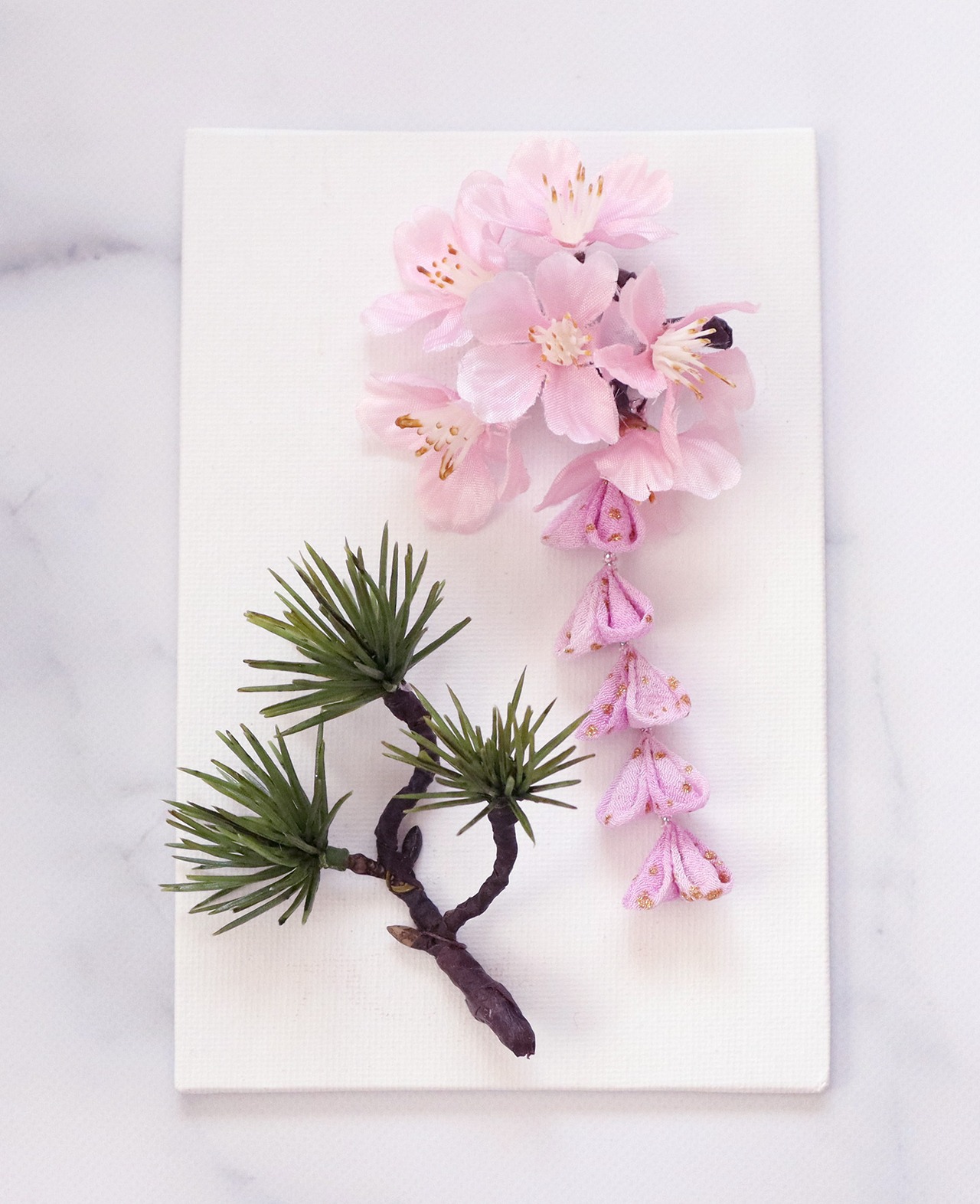 桜のマグネット「雫」触れて楽しむ