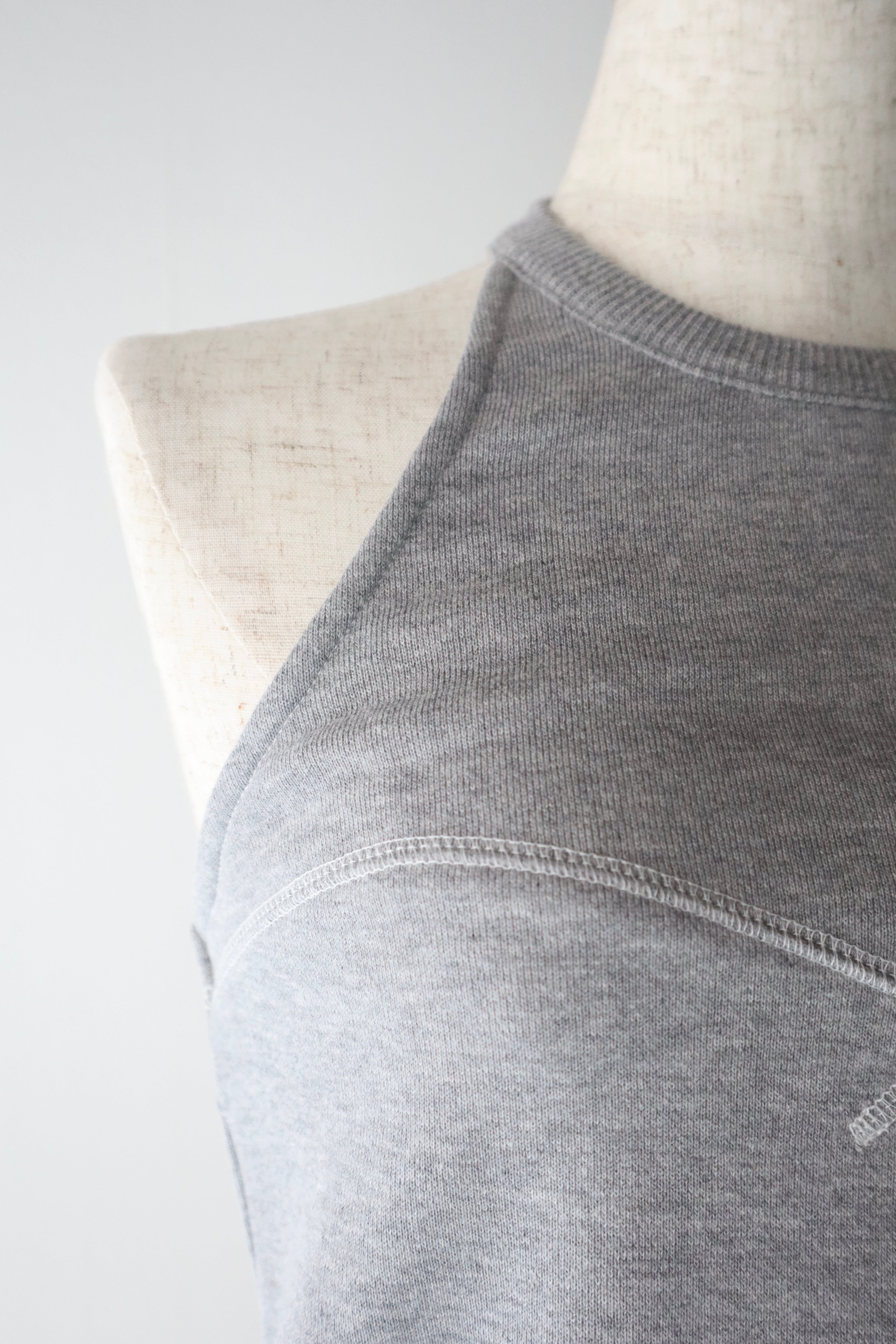 JUN MIKAMI】スエットホルターネック | TOLMA.