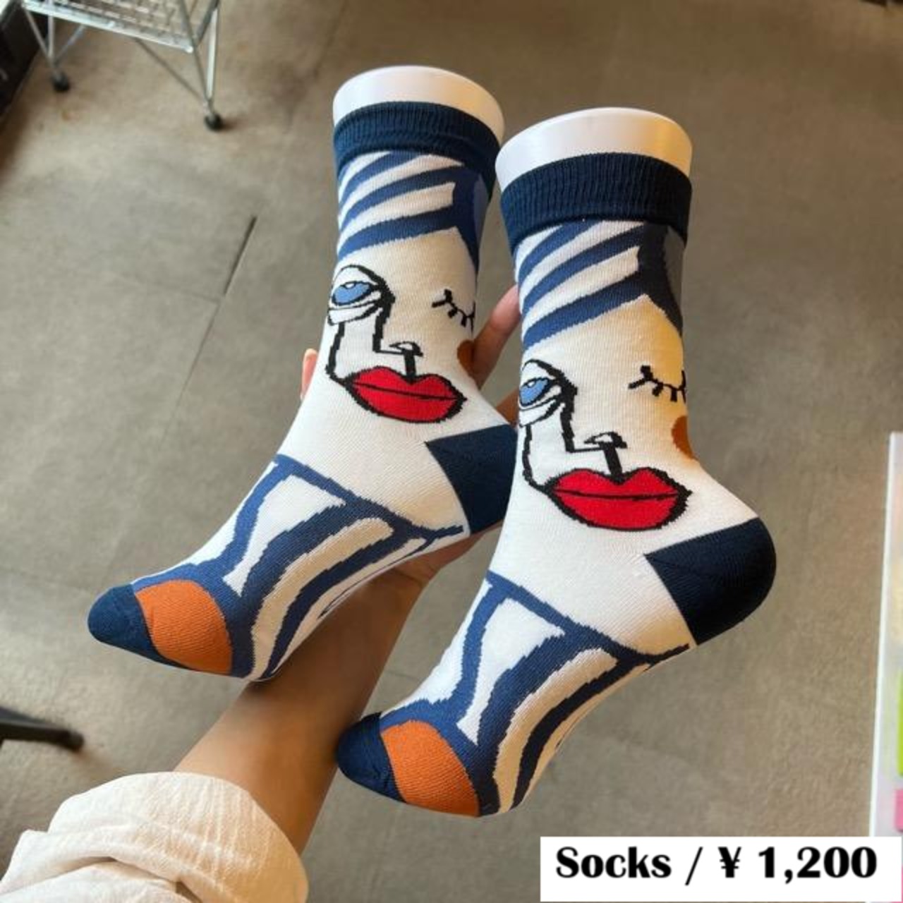 TOPANGA Socks Lady's Art Socks Wink　アートソックス　ウインク　クルーソックス　レディースソックス　靴下　ギフト　