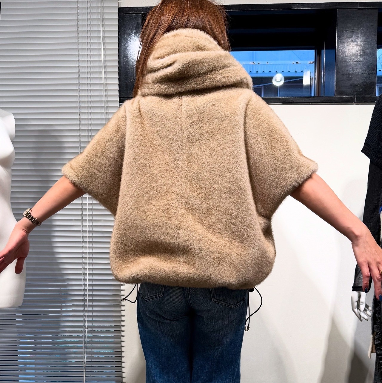 エイミーロウ  Eimee Law ミンクファーフーディードロストベスト