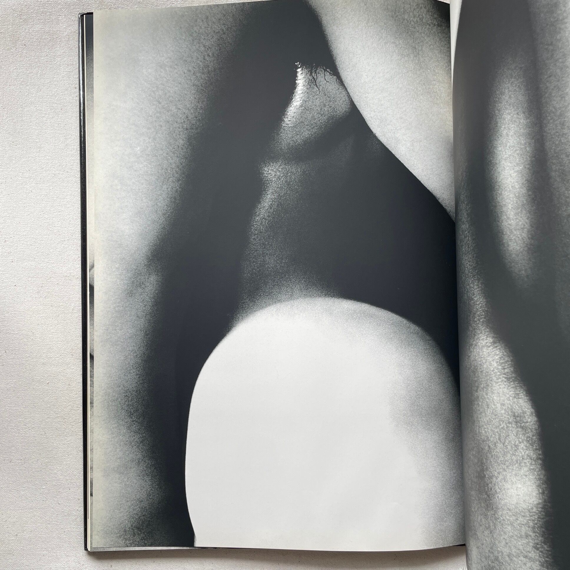 抱擁 | 細江英公写真集 ＜サイン入＞ | 汀線 / TEISEN BOOKS