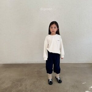 即納】something T digreen | cucLo -きゅくろ- │ 韓国子供服 即納】something T digreen | cucLo -きゅくろ- │ 韓国子供服
