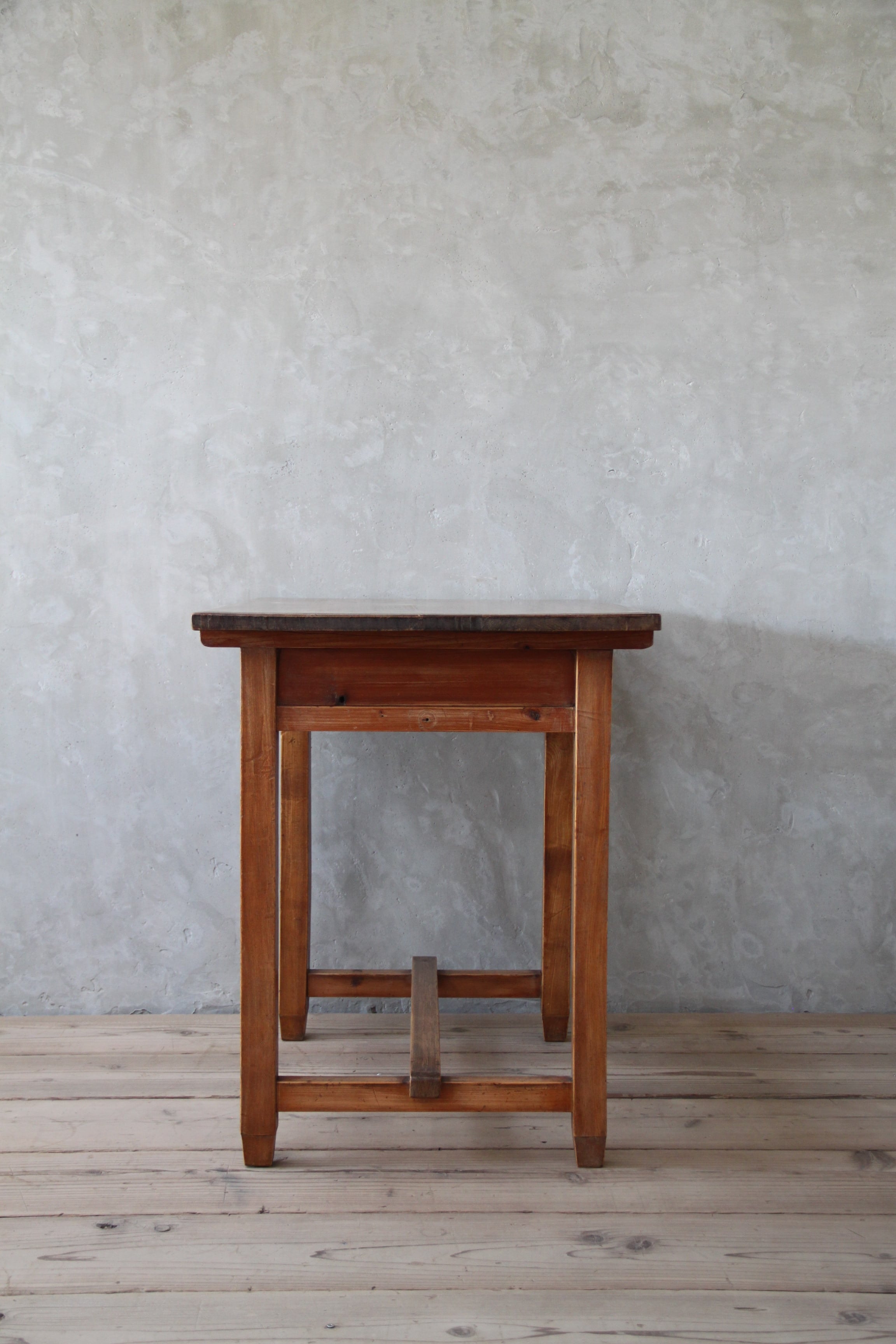 長机　テーブル　机　幅168㎝　古道具　アンティーク すっきりとしたシルエットの机 古家具/古道具/アンティーク/机