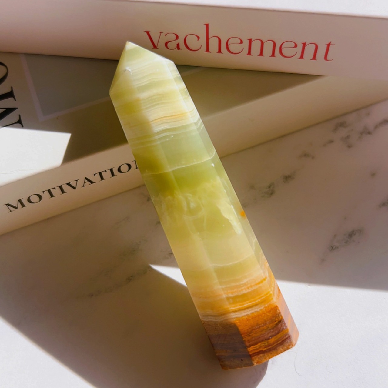 アフガニスタン産ジェイド(翡翠)タワー