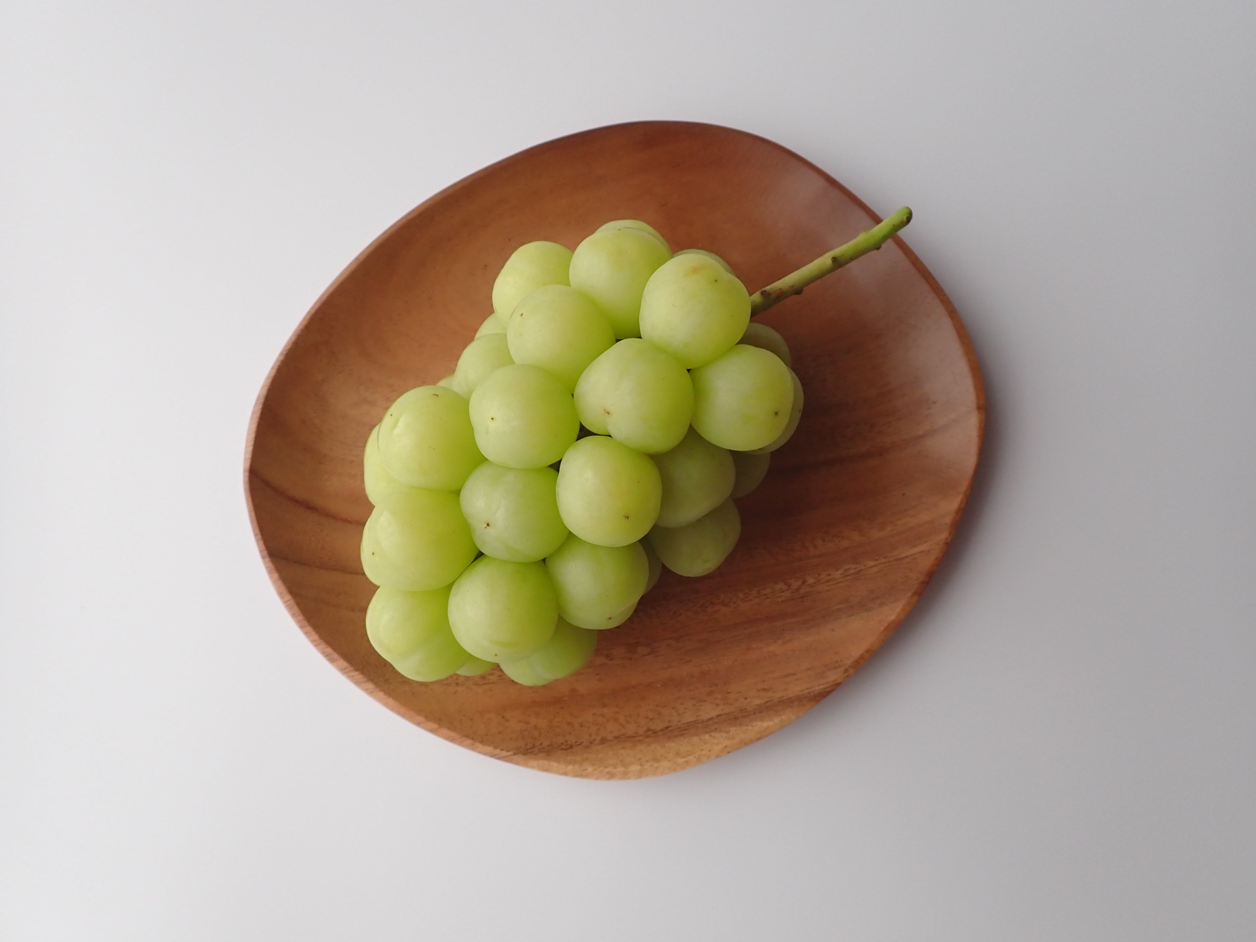 [9月中下旬から発送]ギフト仕様 瀬戸ジャイアンツ（内容量　2房、約1.2kg）