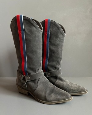 charcoal grey leather boots