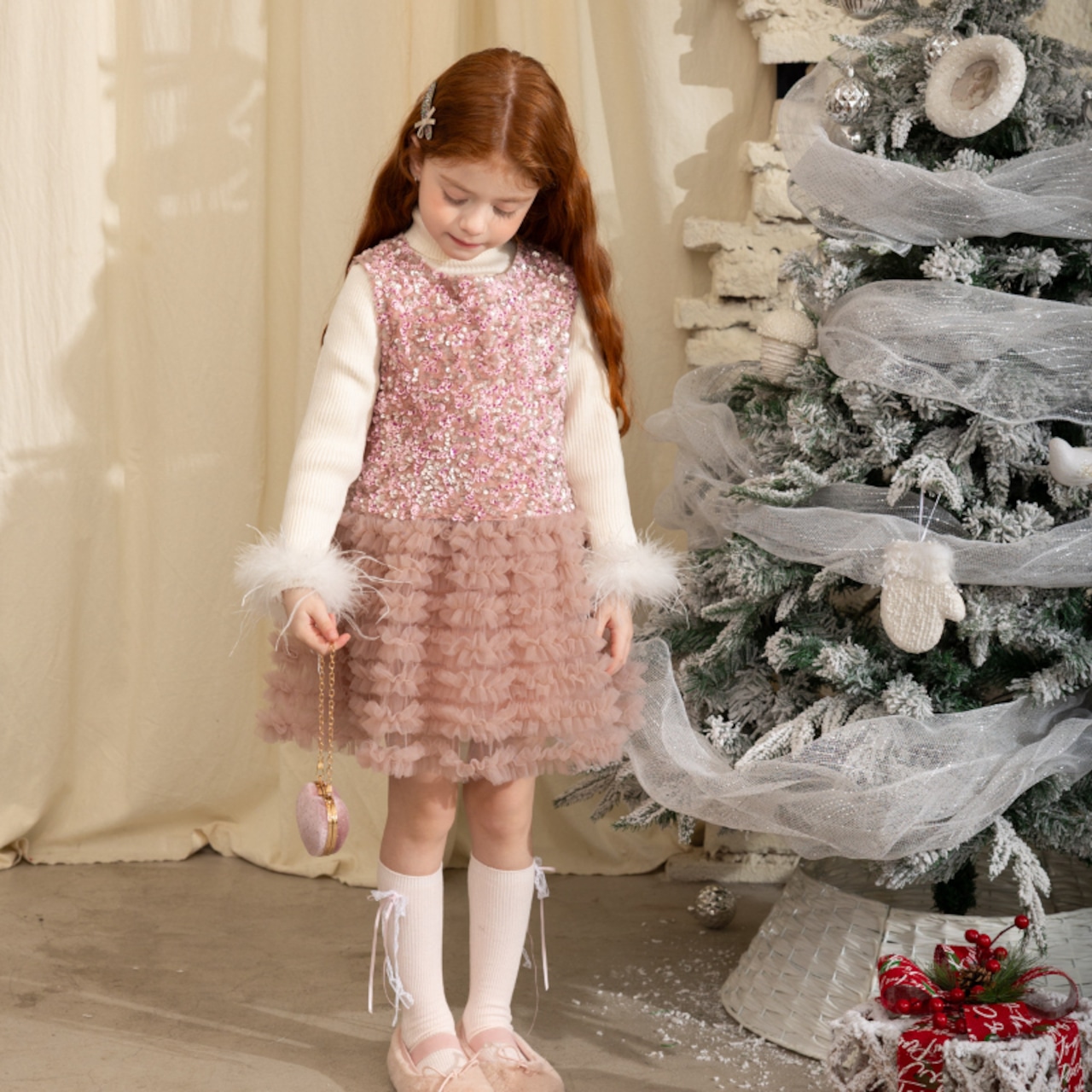 冬キラキラメッシュ裾ベストワンピース