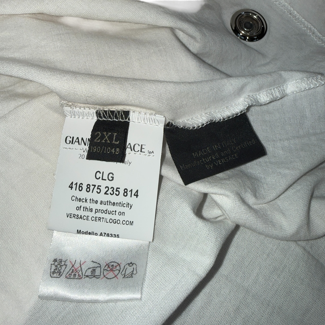 【VERSACE】ヴェルサーチ メデューサ メタリックグラフィック Tシャツ