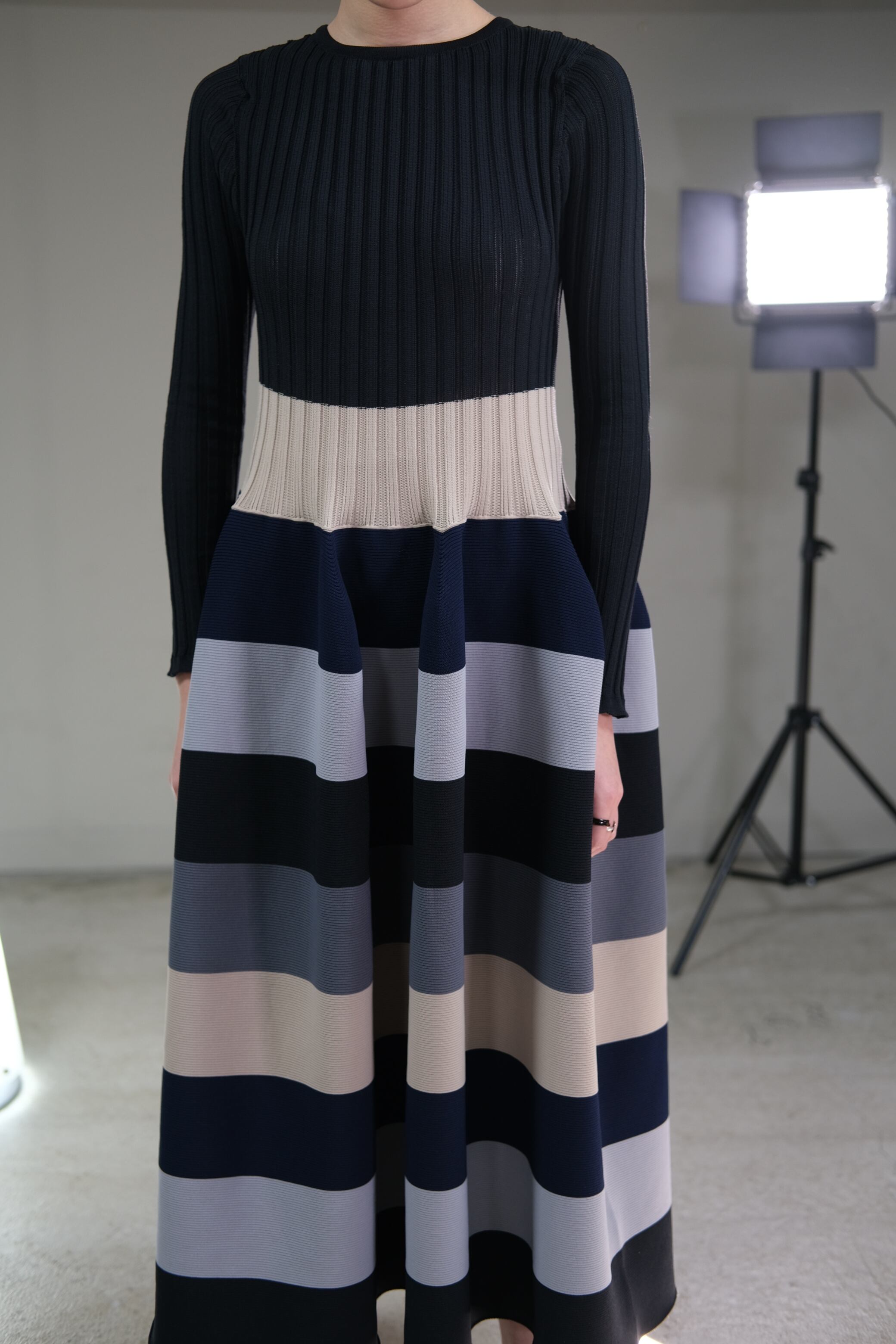 CFCL】POTTERY DRESS 2 - black multi | loop CFCL】POTTERY DRESS 2 - black multi | loop