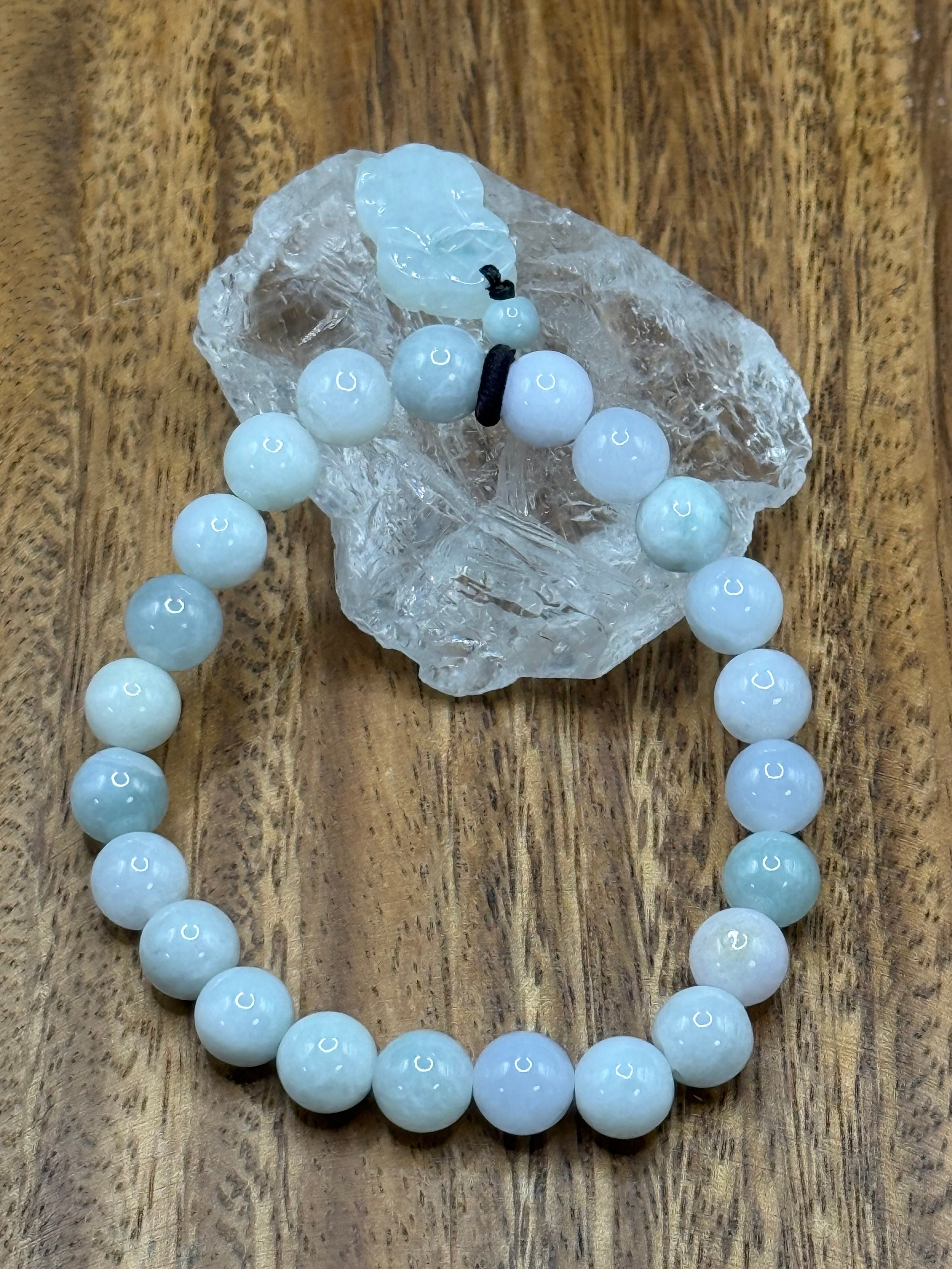 ミャンマー産翡翠 ヒキュウ付き 8mm 028