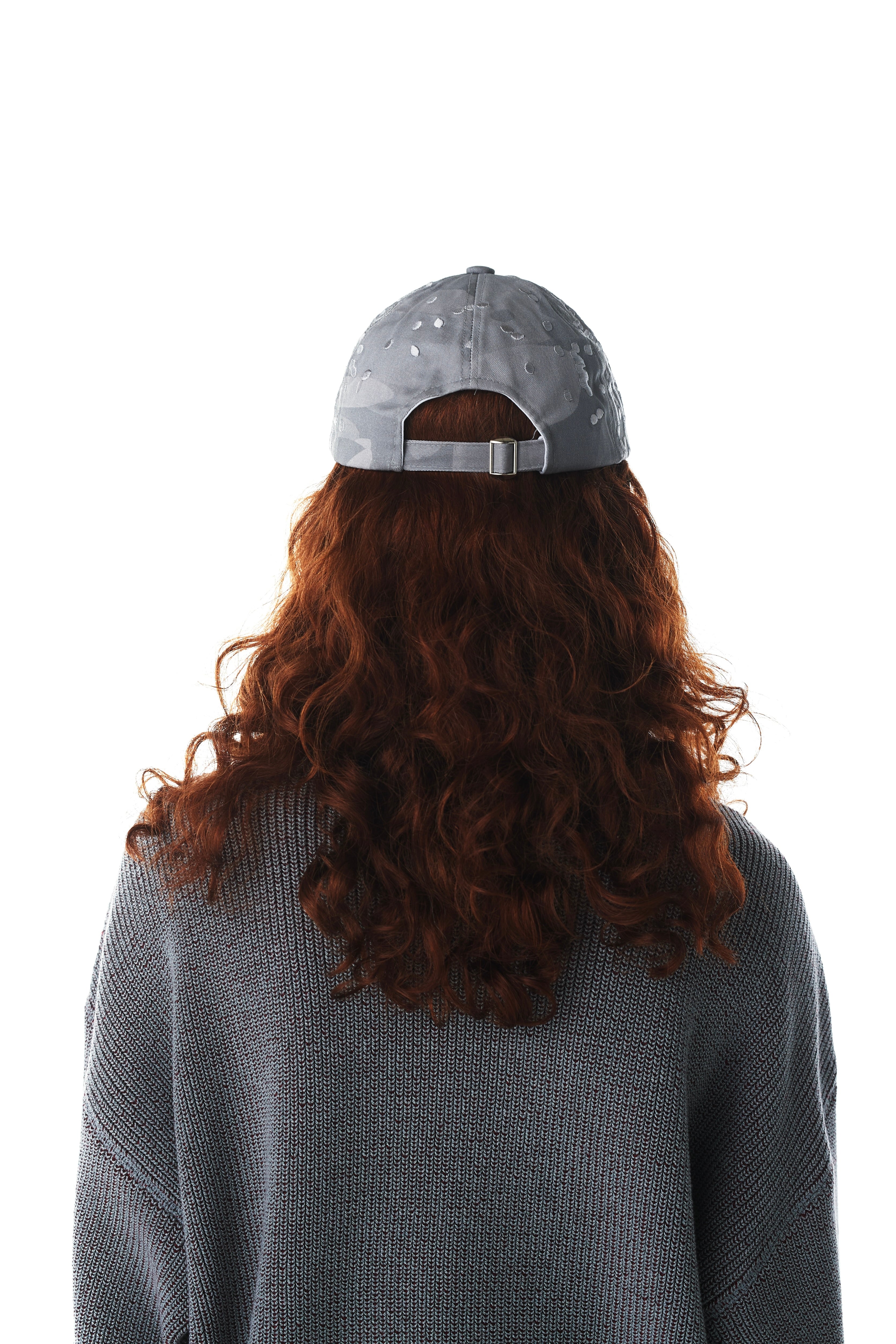 TOY / GRAY | GADID ANONIEM