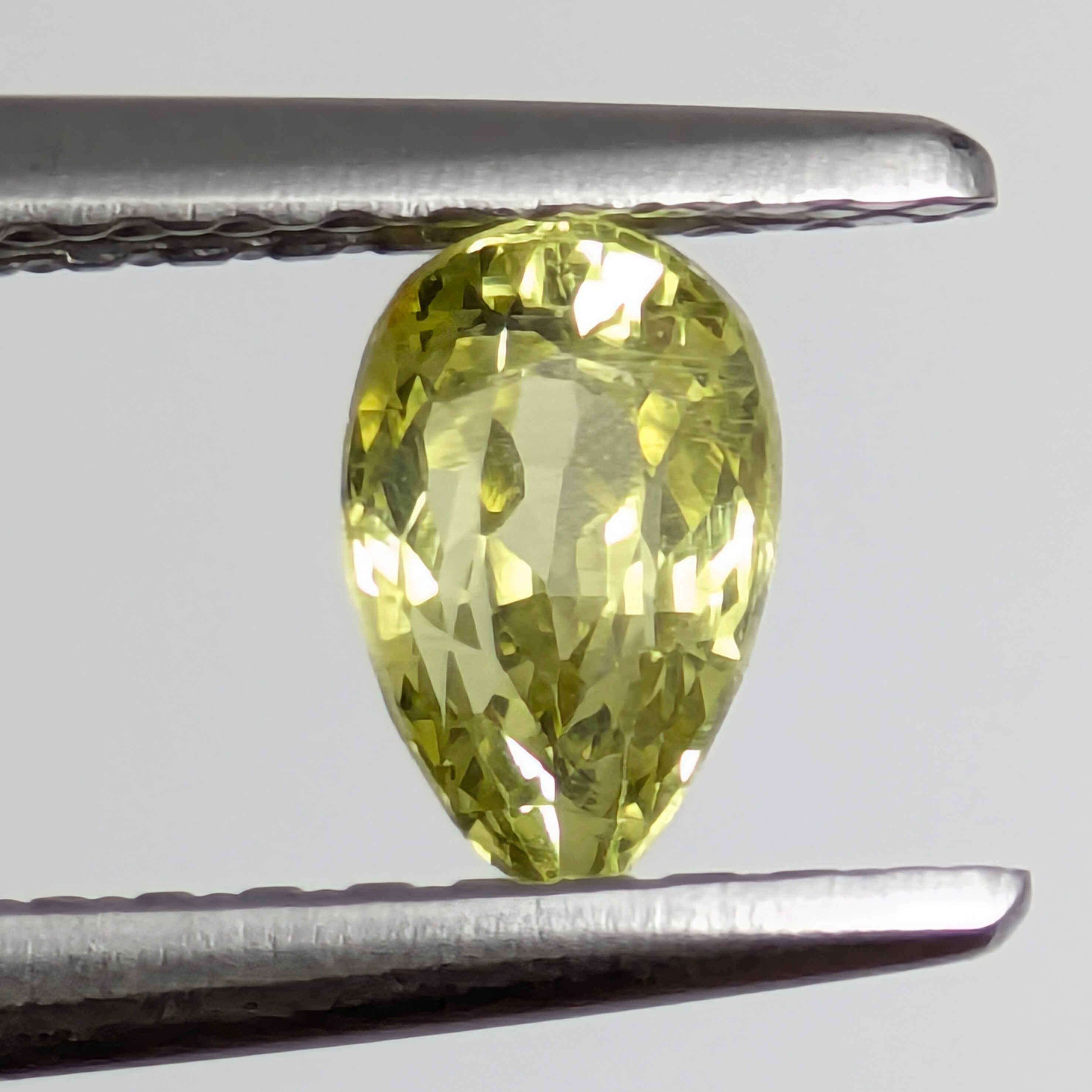 クリソベリルルース ミャンマー・モゴック産【0.47ct】 PRO208524