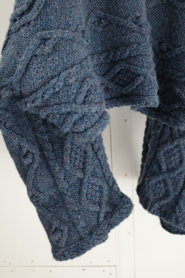 daughter/winter theme knit cardigan