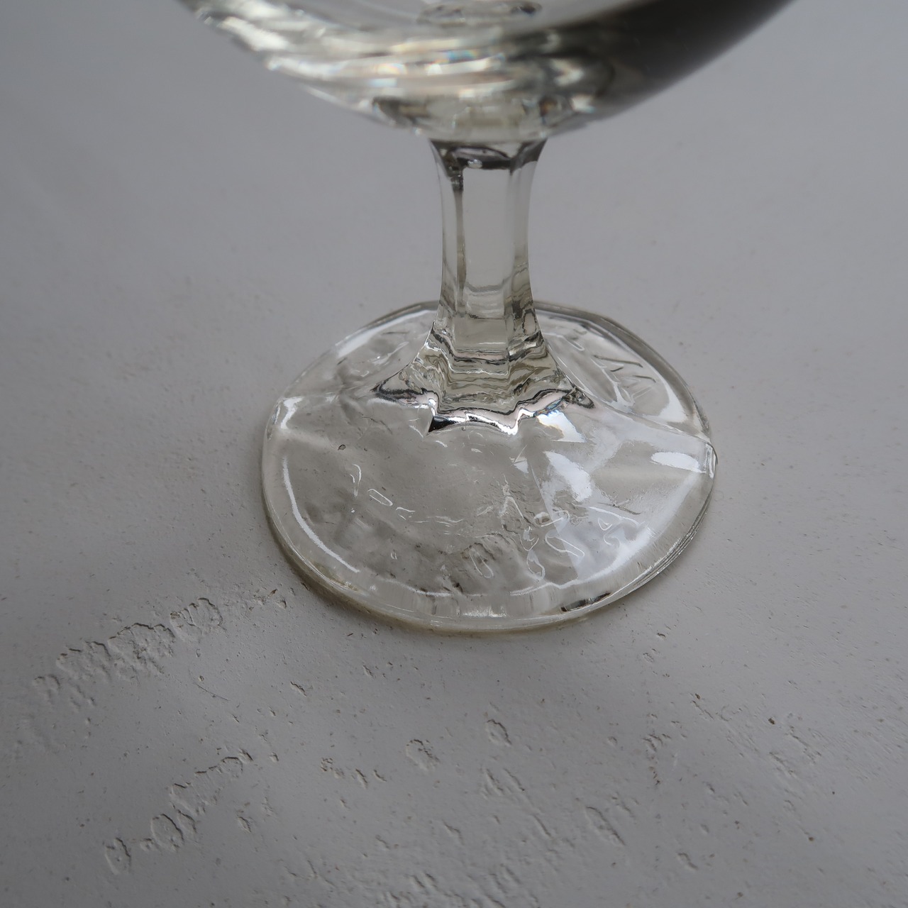 ほんのり飴色のウイスキーグラス