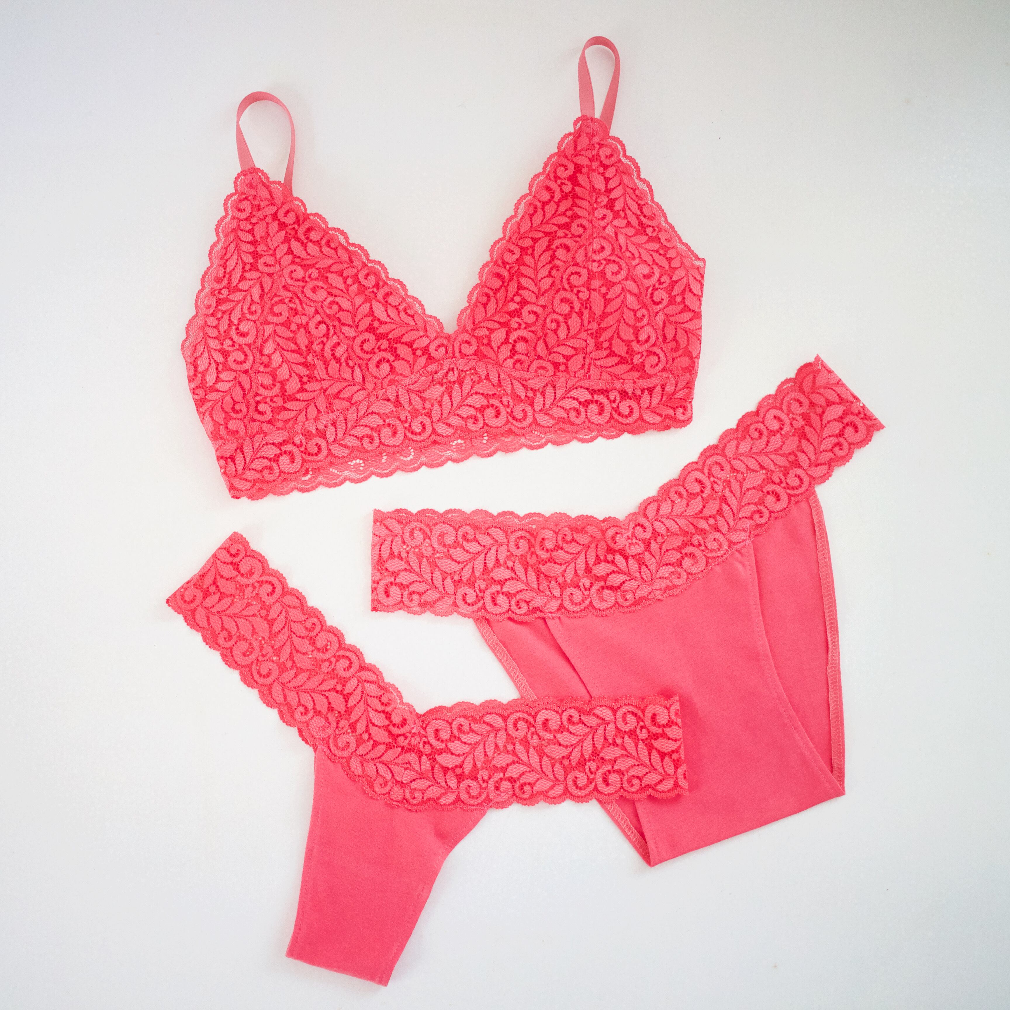 【お得なブラセット】ブラレット*フンティPunties* (ストロベリー)