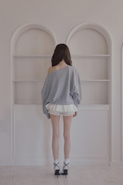 One-shoulder ribbon tops