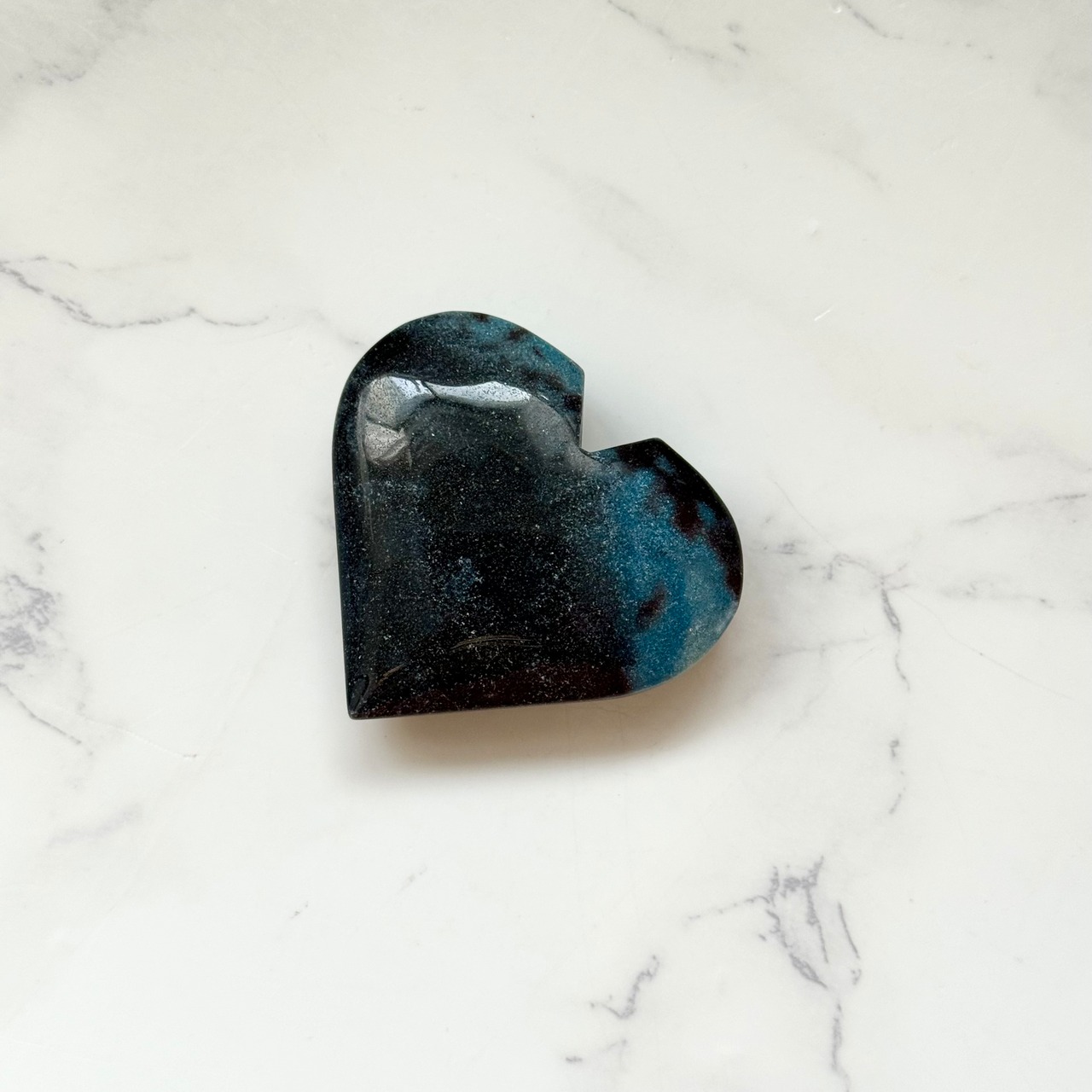 トロレアイト＊ハート＊231232＊天然石カービング＊天然石インテリア＊置き物＊インテリアストーン