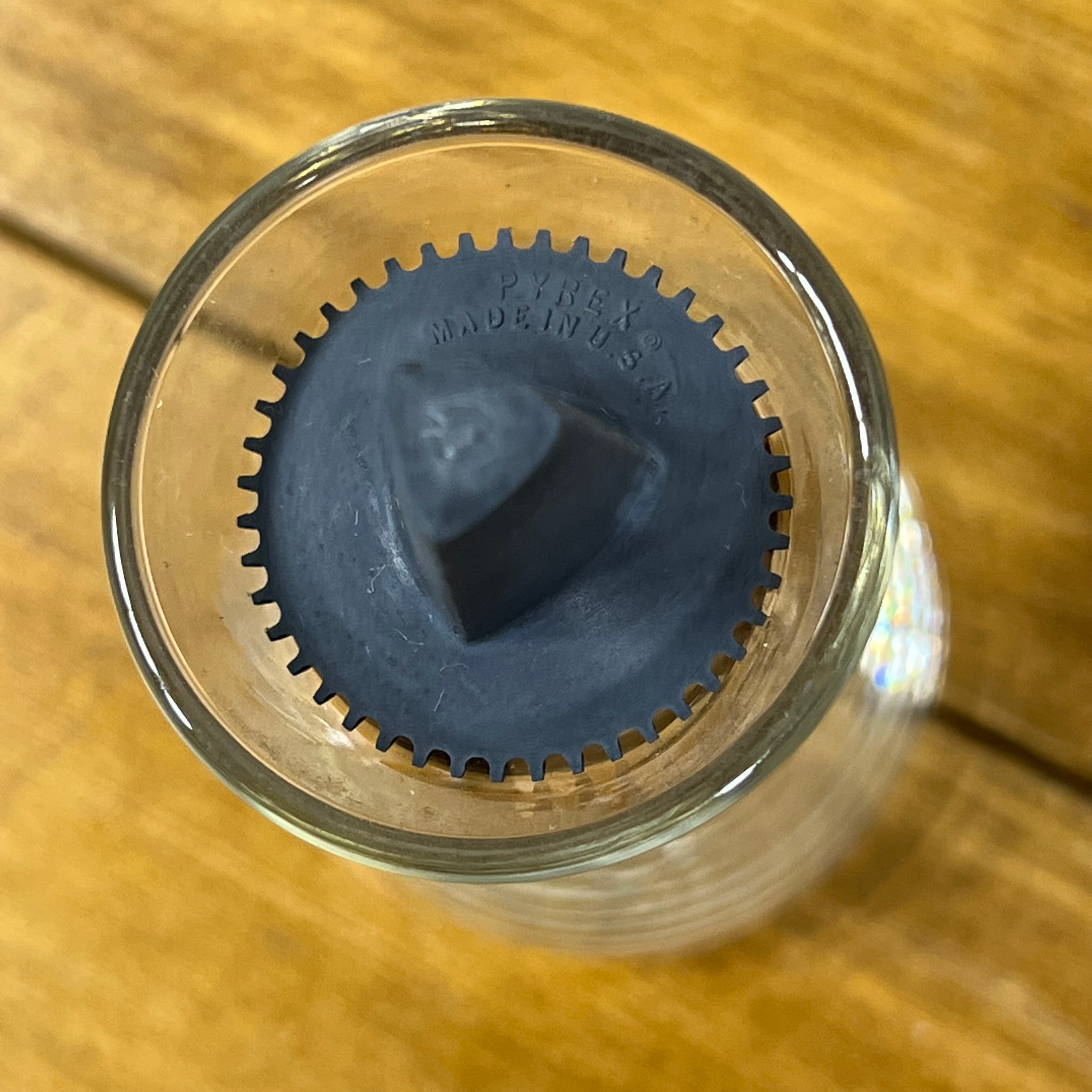 Pyrex S&P ソルト＆ペッパーシェイカー(ウッド台付) | cellumama