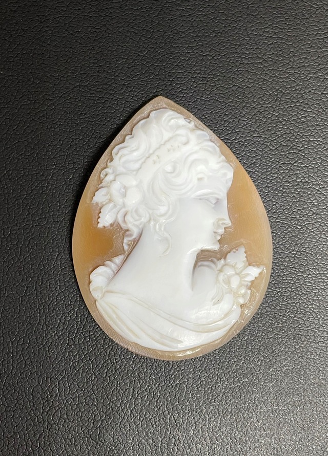 フィリグリー　ブローチ　ガーネットラインストン　チェコ刻印　