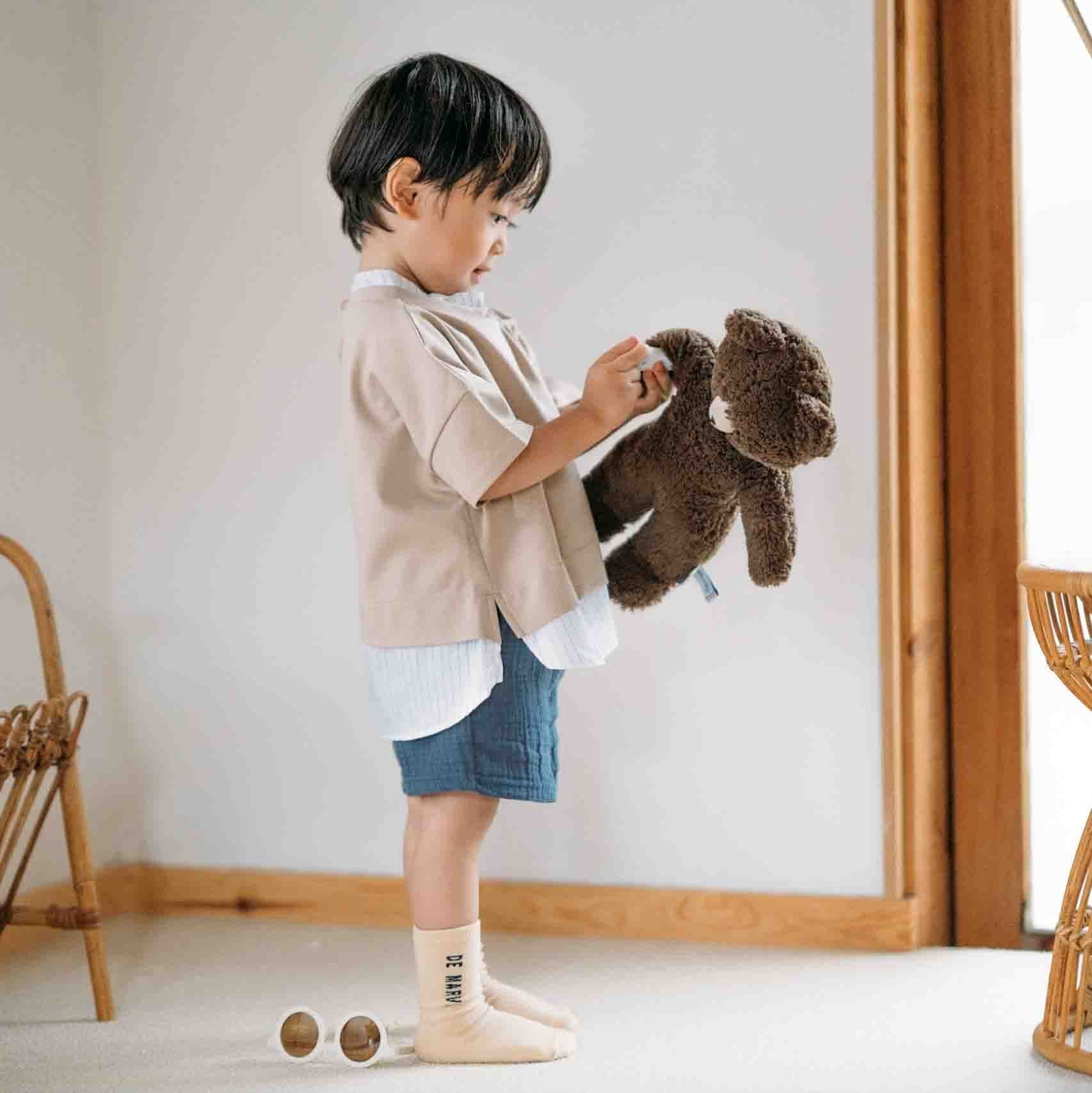 デザインコラボベージュTシャツ＋ショートパンツ | gypsophile