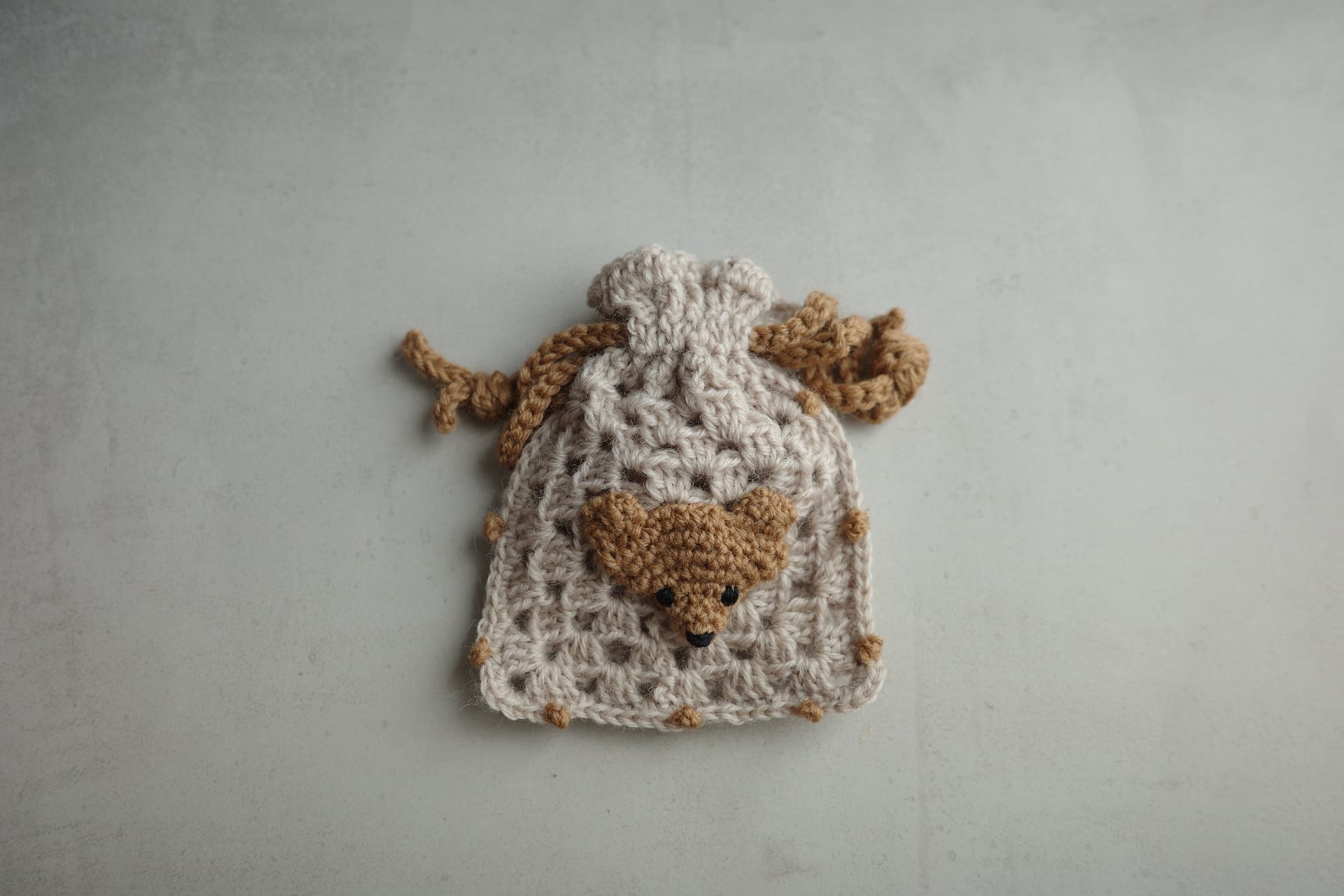 くまの巾着・ミルクティ