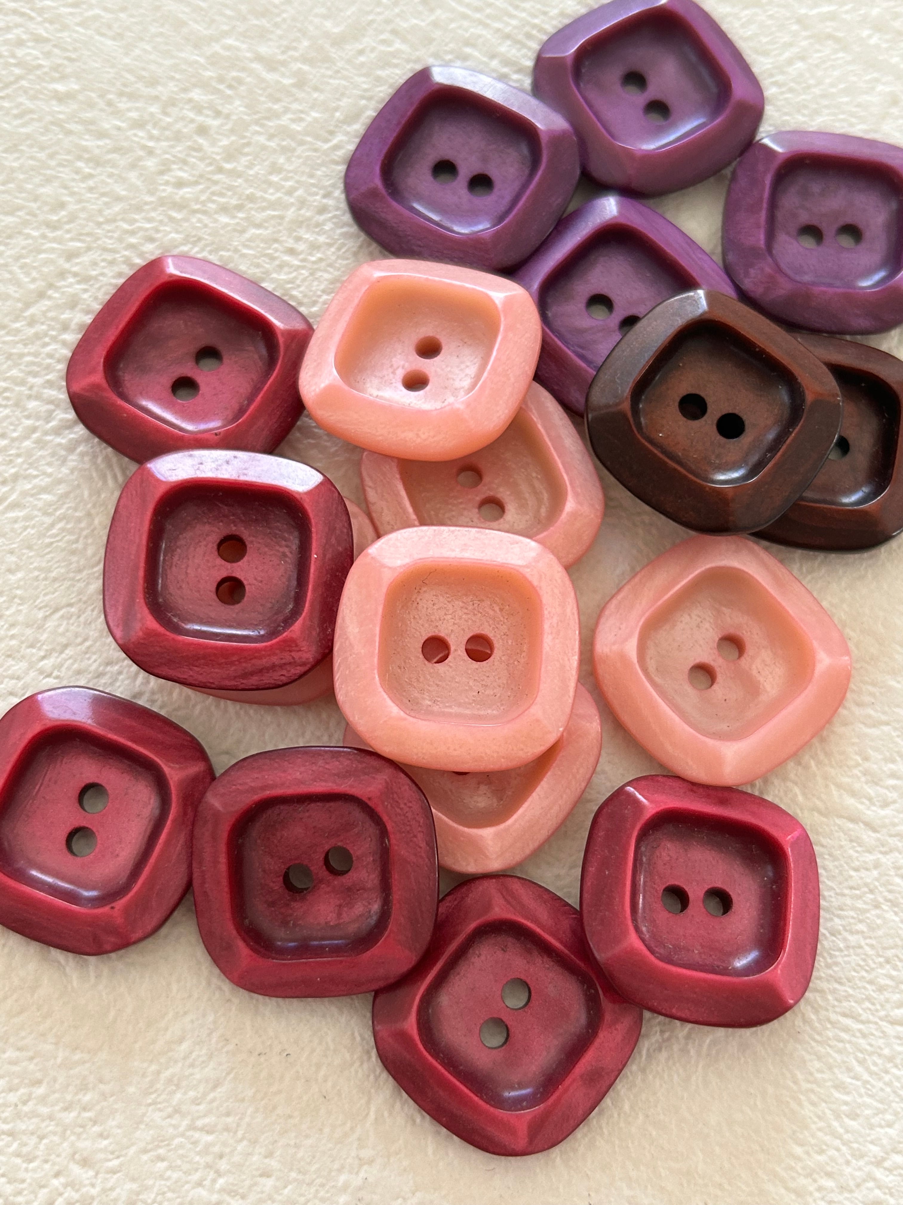 Japanese Vintage ヴィンテージボタン 角なしスクウェア 18mm レトロボタン ピンク/赤紫/パープル/ブラウン アクセサリーパーツ 装飾材 カルトナージュ