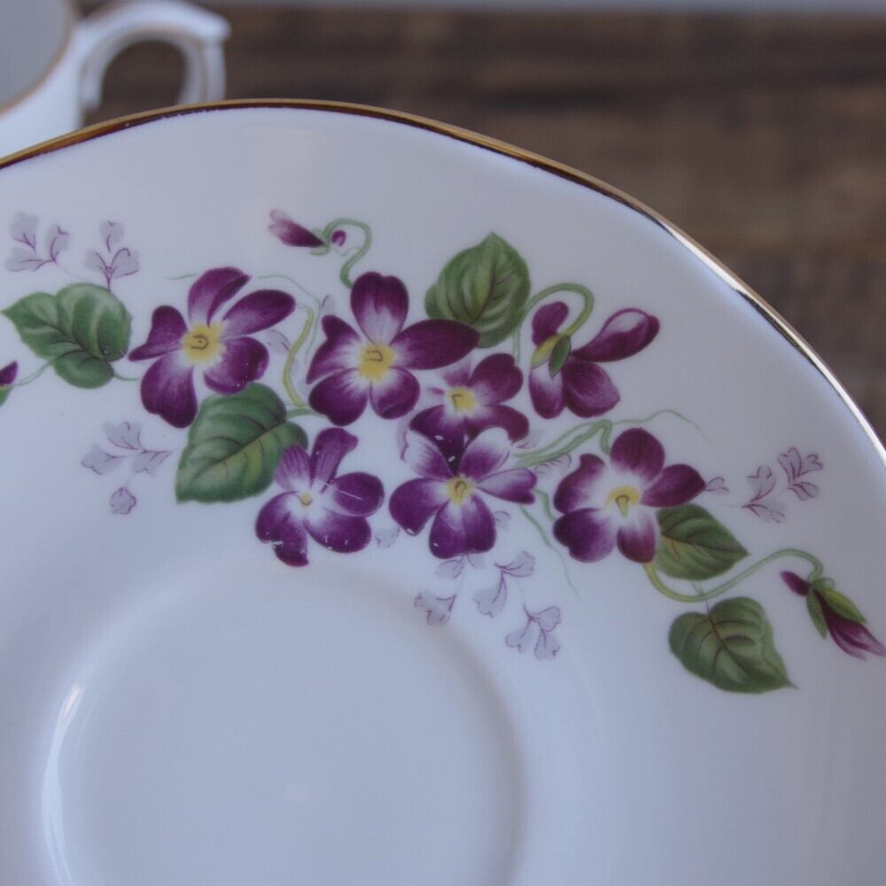 Duchess ダッチェス ヴィオレッタ Violetta コーヒーカップ ソーサー すみれ 花柄 2 イギリス ヴィンテージ 食器 陶器 レトロ アンティーク Flohmarkt フローマルクト