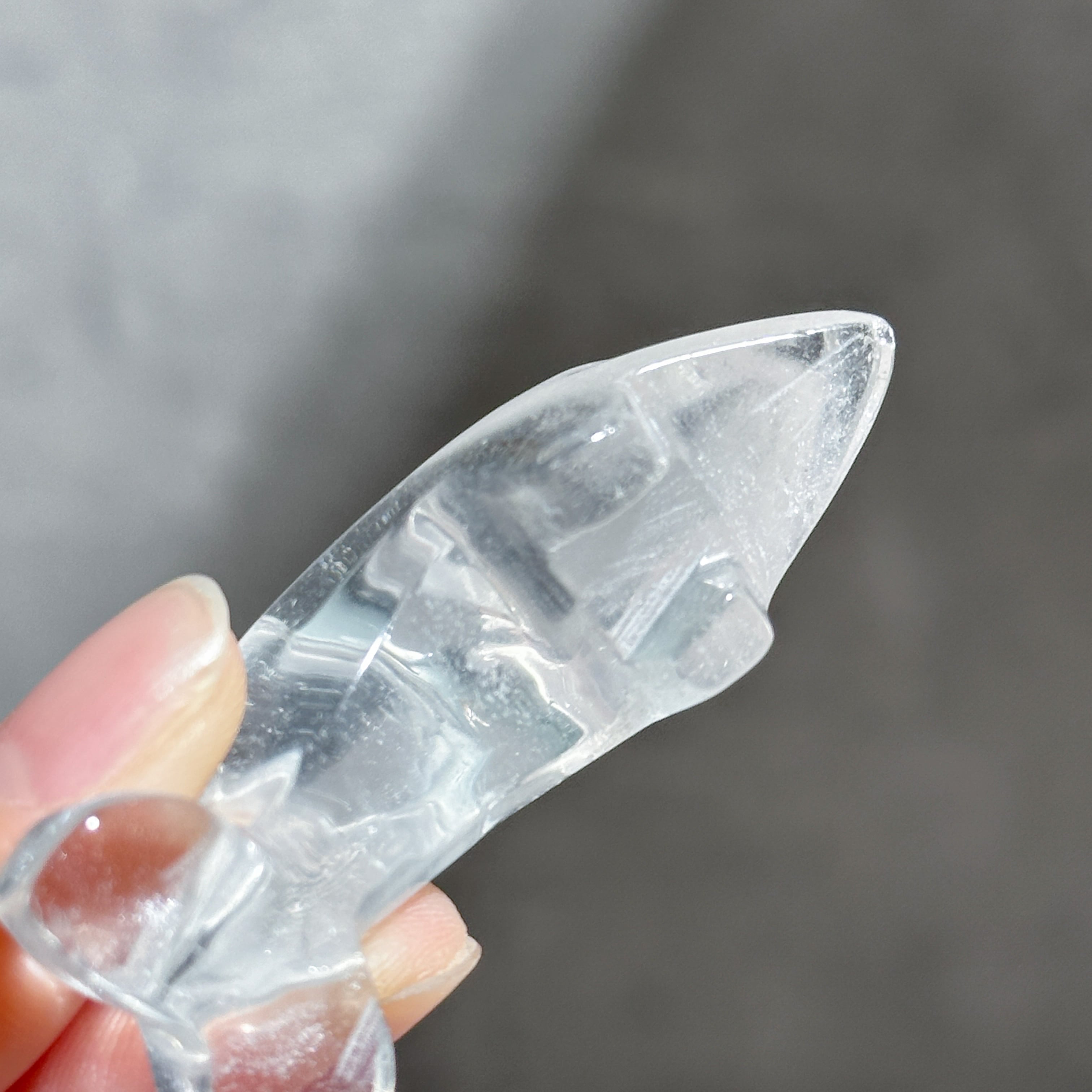 kazuyo◆モンドクォーツ【クリア・小】 透明感◎クリアクォーツ ミニイルカ03◇Clear Quartz◇ 天然石・鉱物