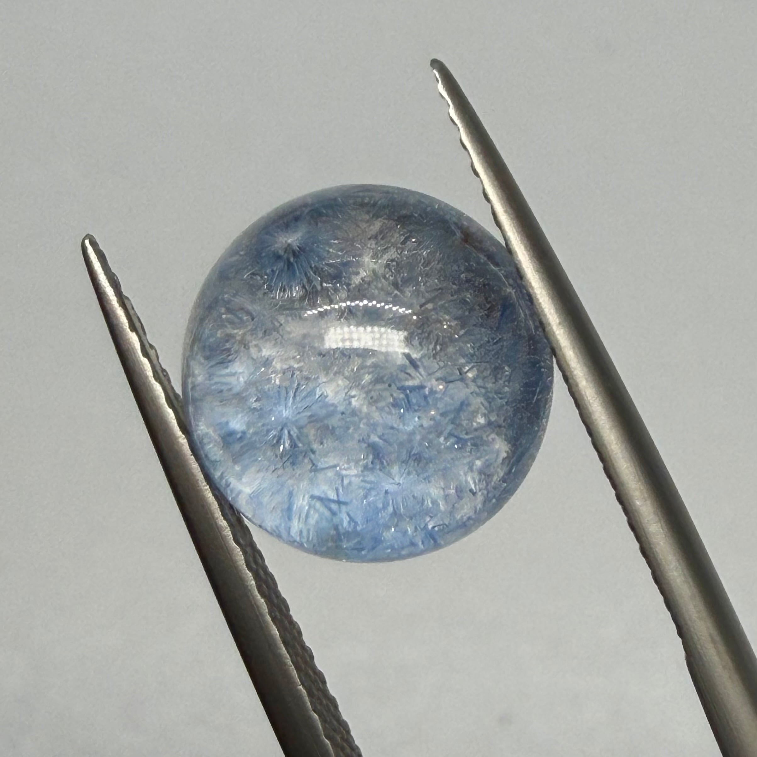 雪の華スノードーム　デュモルチェライトインクオーツ