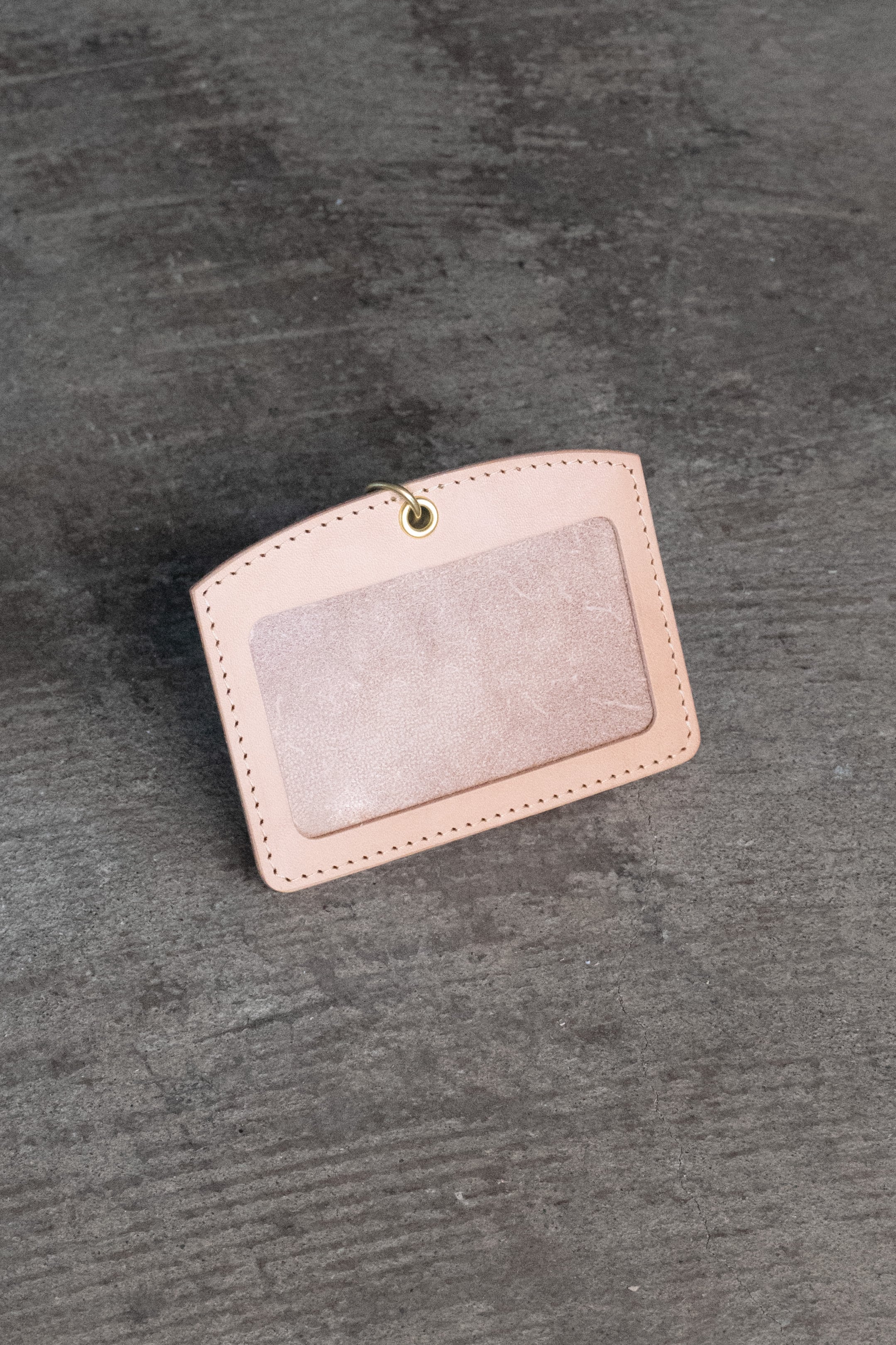 Pass holder / タテ | 高級皮革ならminca｜栃木レザーのバッグ 財布