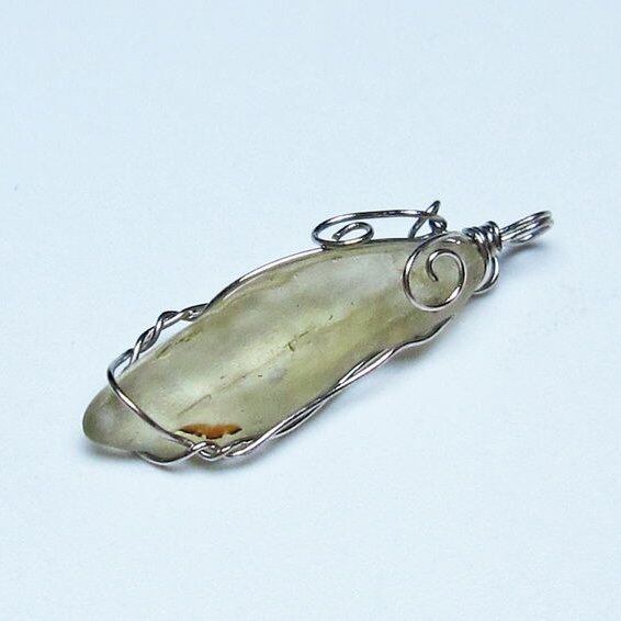 リビアングラス ペンダント 一点物 メール便可 112-13669