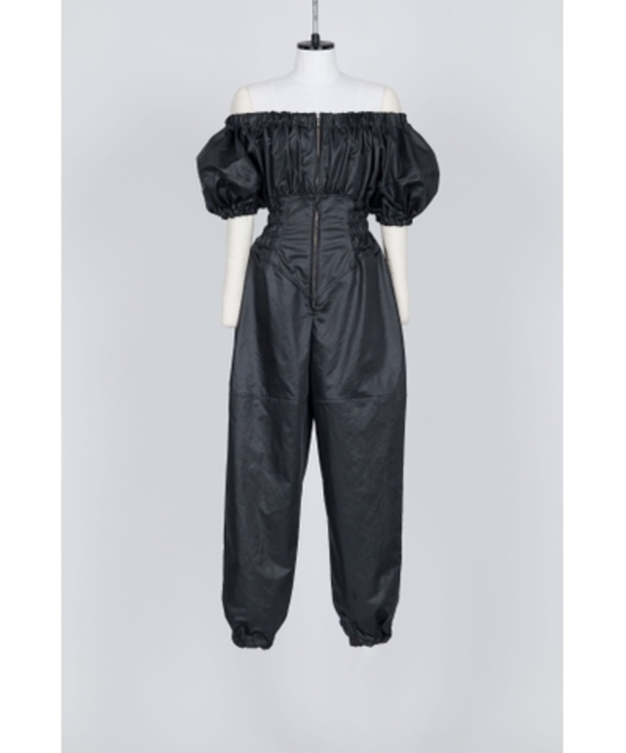 【25SS】FETICO フェティコ / FAUX-LEATHER SATIN OFF-SHOULDER JUMPSUIT / ジャンプスーツ - 2