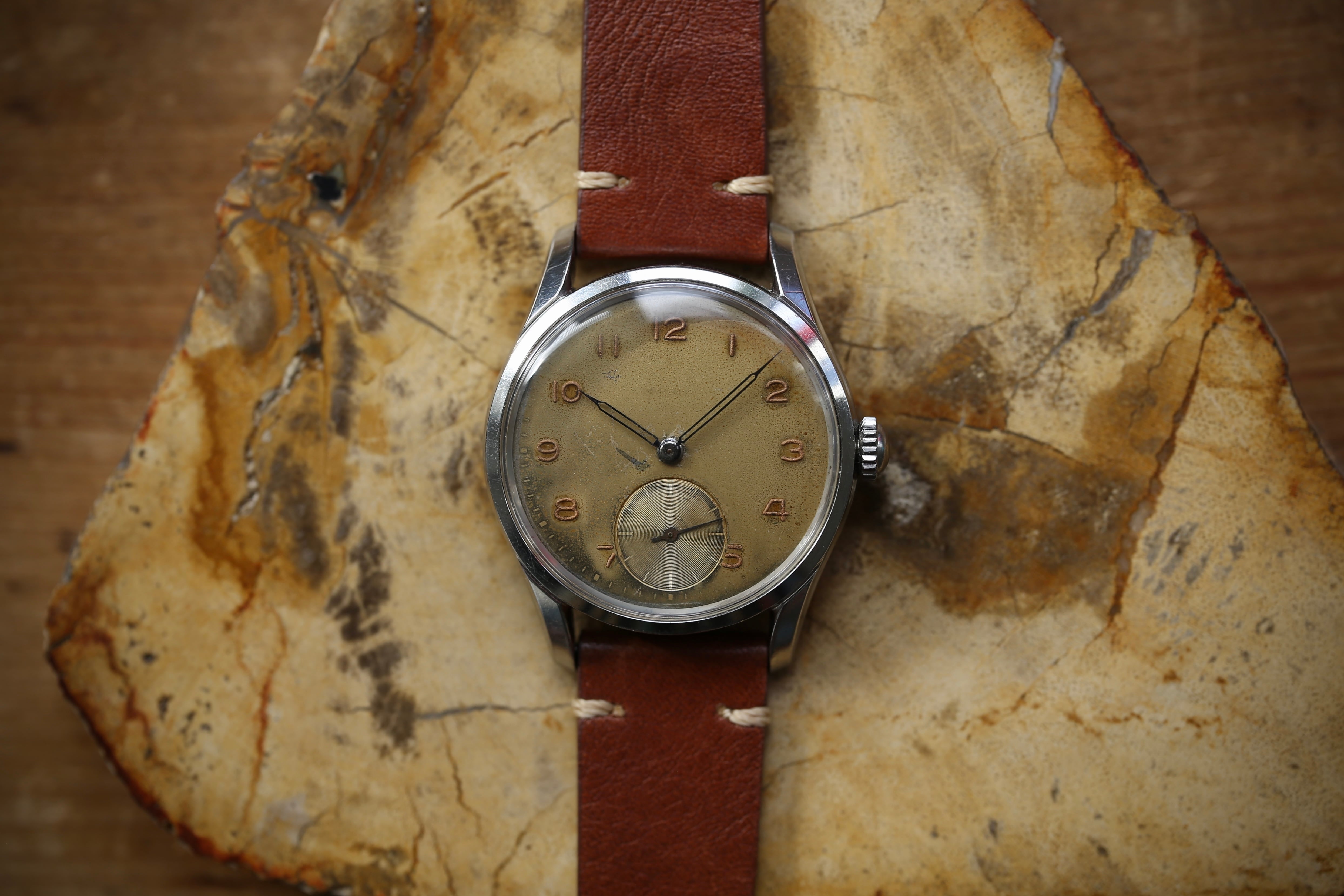 OMEGA】 1950年製 オメガ 30mmキャリバー スモールセコンド