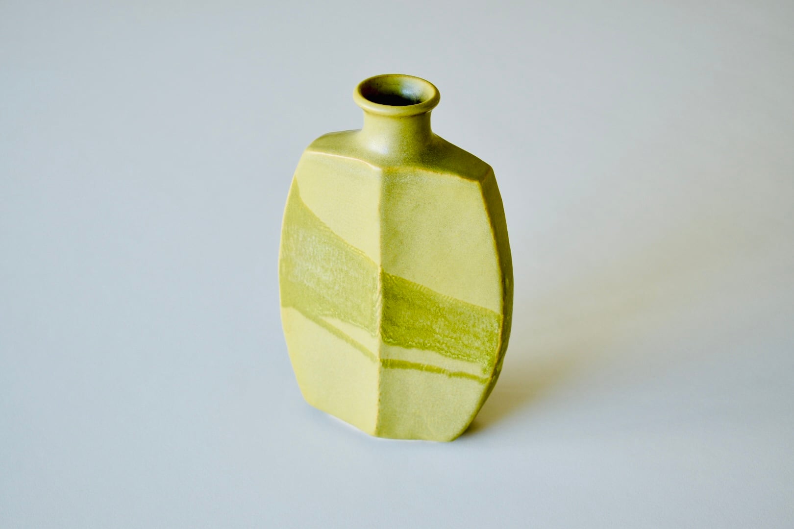 Arabia Karu Vase(Helja Liukko Sundstrom)