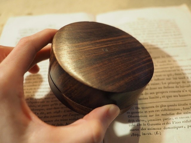 FRANCE Circle wood case