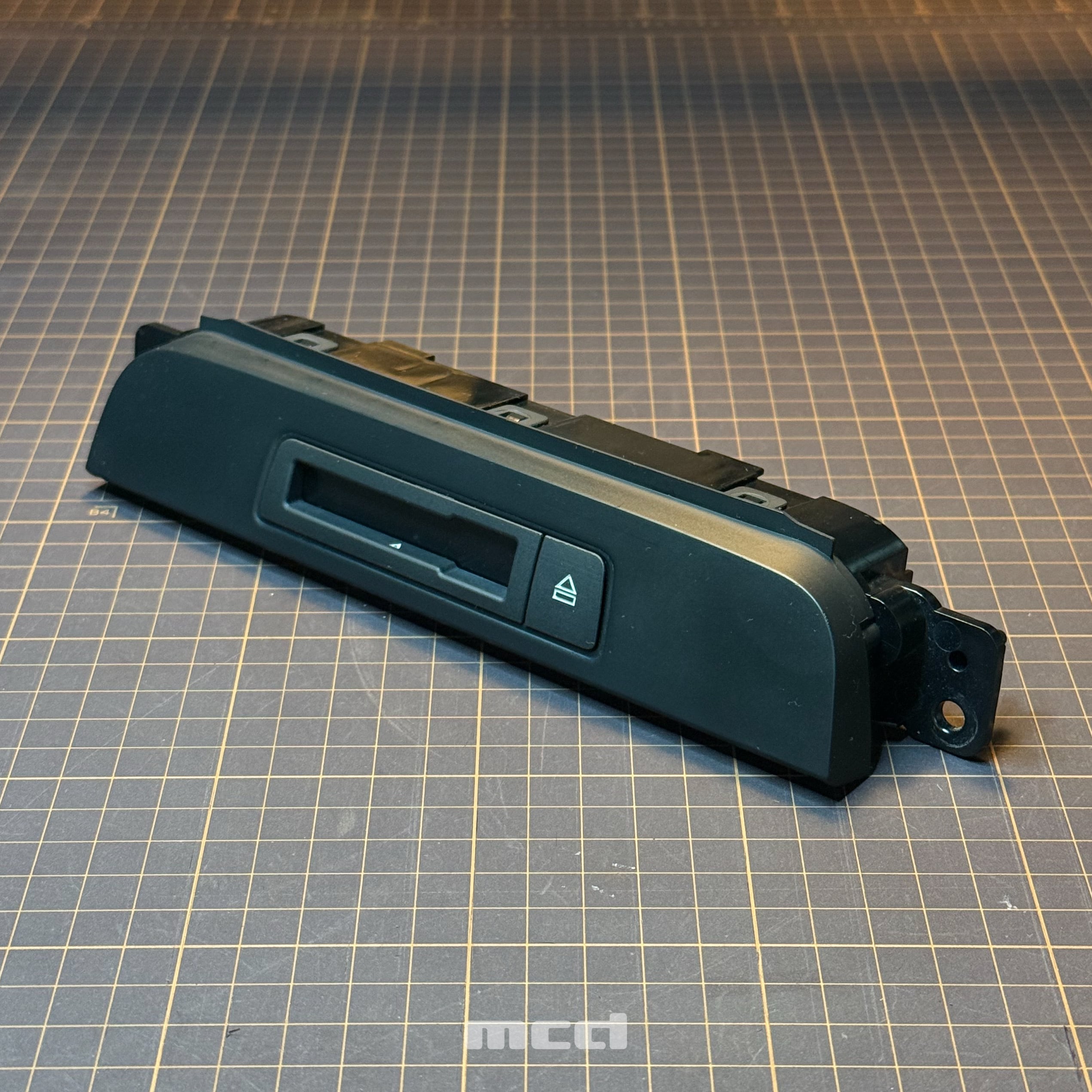 Fake Cassette Deck 2.0 | magic carpet design