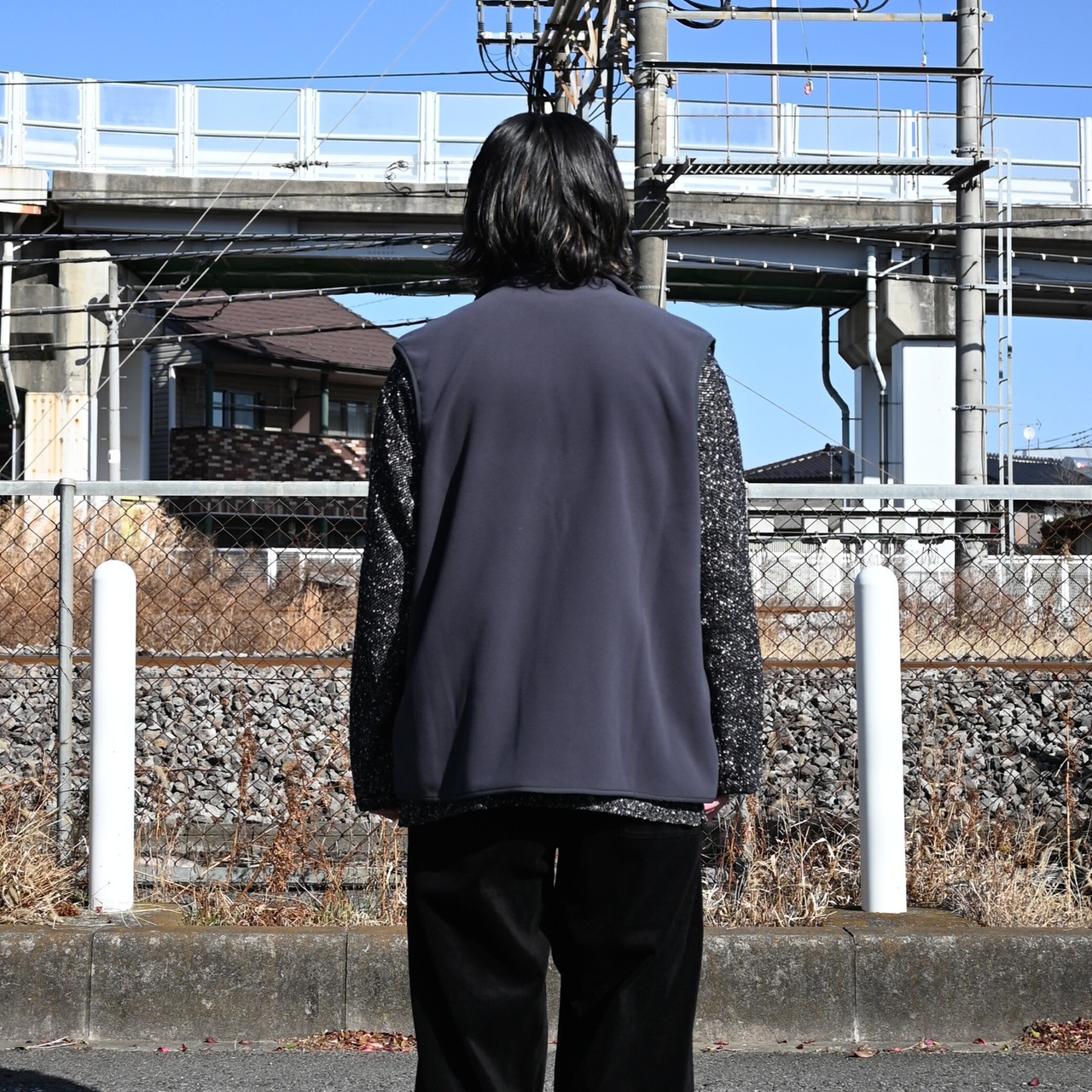 THE DAY(ザデイ)WIND ZONE FLEECE VESTコーディネート